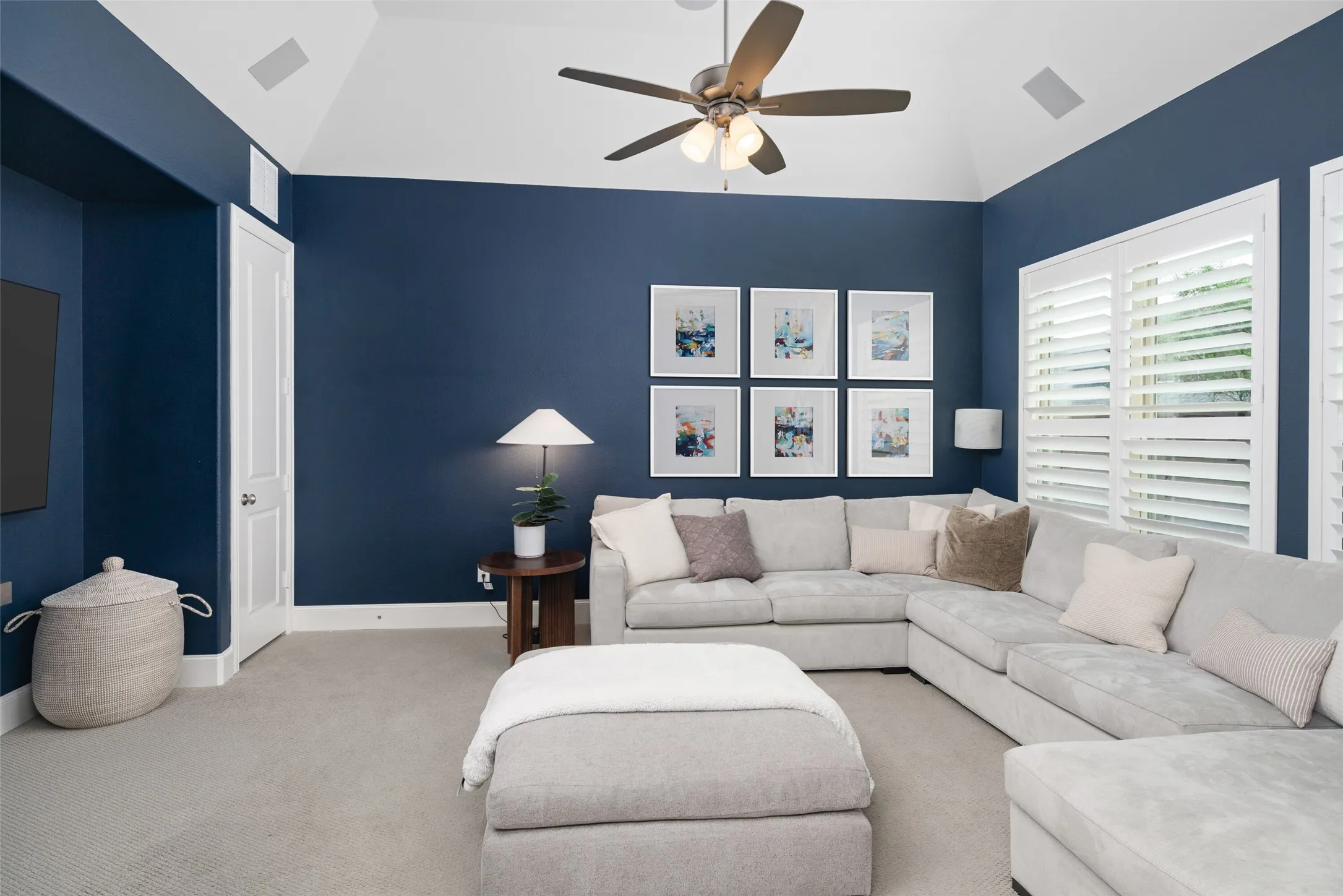 Single Family Residence For Sale in Denton County , 6130 Stockwell Drive, Frisco, Texas 75034, 4 Bedroom, 5 Bathroom, 3 Garage spaces, 3,504 Sqft, built in 2019, mls#21314324, Real Estate Agent in Frisco, Homes For Sale in Denton county, Homes For Sale in Frisco, Realtor in Frisco Texas, Real Estate Brokerage Independent Realty Texas, Luminita Cordes Realtor