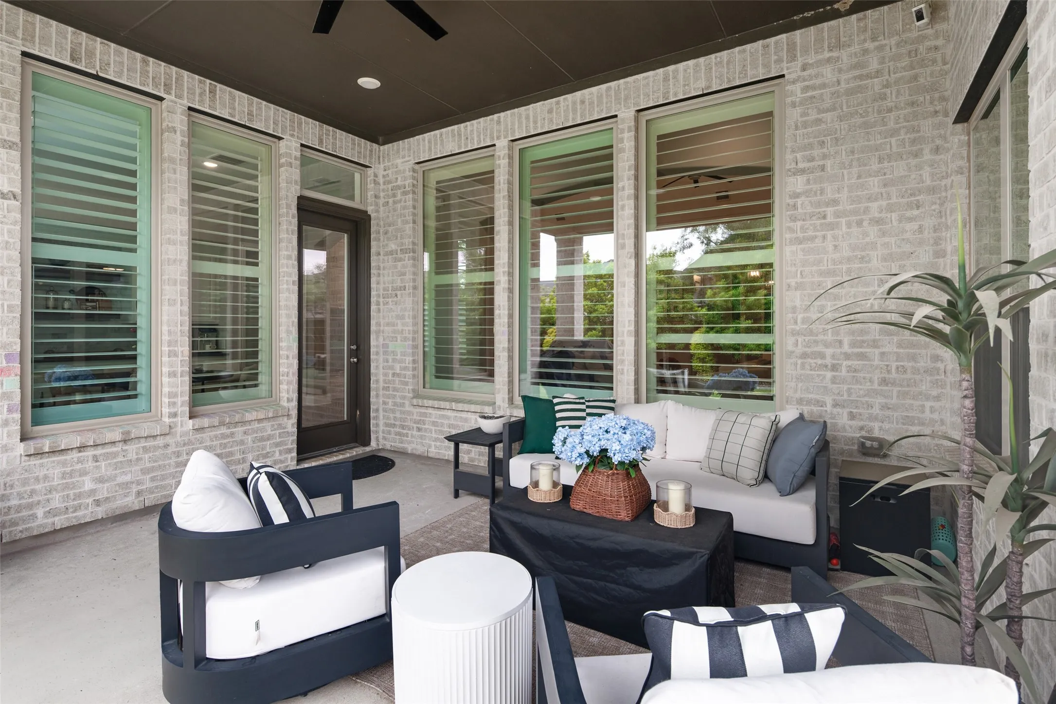 Enjoy seamless indoor-outdoor living on the spacious covered patio, complete with a vaulted ceiling, recessed lighting, and plenty of room for relaxing or entertaining.