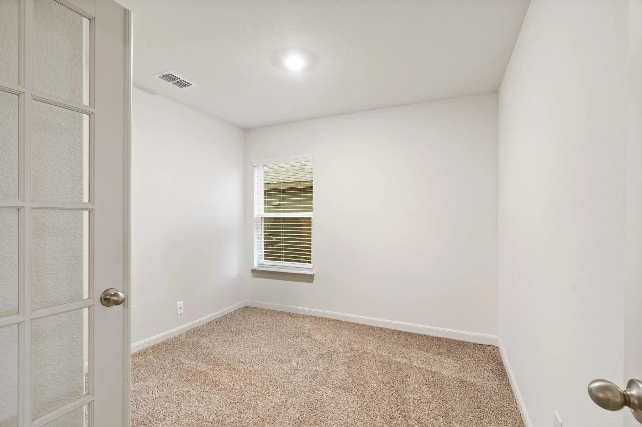 Single Family Residence For Sale in Denton County , 8216 Columbia Falls Road, Ponder, Texas 76259, 3 Bedroom, 2 Bathroom, 2 Garage spaces, 1,596 Sqft, built in 2024, mls#21315100, Real Estate Agent in Ponder, Homes For Sale in Denton county, Homes For Sale in Ponder, Realtor in Ponder Texas, Real Estate Brokerage Independent Realty Texas, Luminita Cordes Realtor