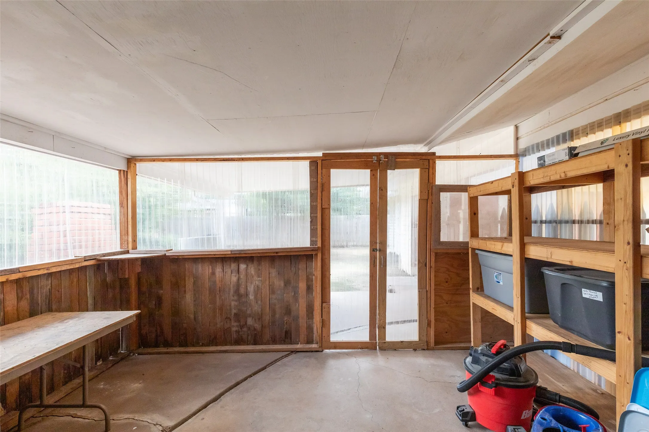 Single Family Residence For Sale in Taylor County , 3213 S 22nd Street, Abilene, Texas 79605, 3 Bedroom, 2 Bathroom, Garage spaces, 1,628 Sqft, built in 1958, mls#21315106, Real Estate Agent in Abilene, Homes For Sale in Taylor county, Homes For Sale in Abilene, Realtor in Abilene Texas, Real Estate Brokerage Independent Realty Texas, Luminita Cordes Realtor