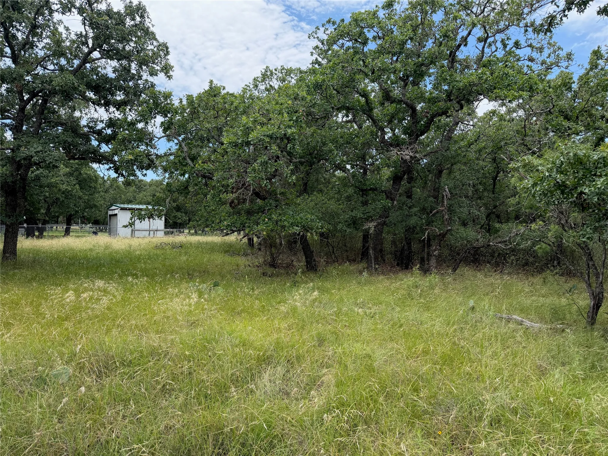 Unimproved Land For Sale in Brown County , 32 Oak Bluff Circle, May, Texas 76857, 0, 0, Garage spaces, 0 Sqft, built in 0, Price $15,000, mls#21315024, Real Estate Agent in May, Homes For Sale in Brown county, Homes For Sale in May, Realtor in May Texas, Real Estate Brokerage Independent Realty Texas, Luminita Cordes Realtor