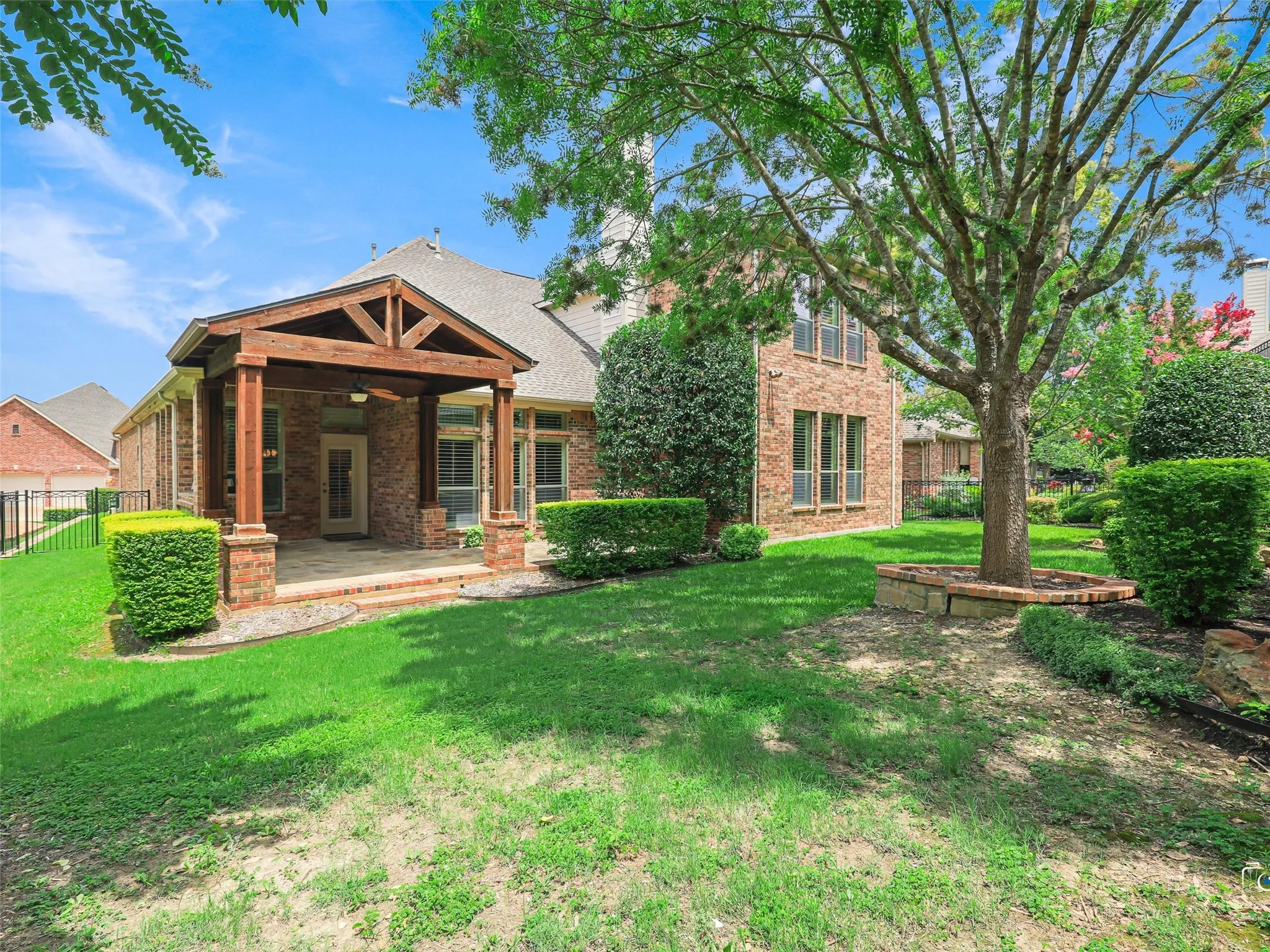 Single Family Residence For Sale in Collin County , 805 Barton Springs Drive, Fairview, Texas 75069, 3 Bedroom, 4 Bathroom, 3 Garage spaces, 3,502 Sqft, built in 2006, mls#21312659, Real Estate Agent in Fairview, Homes For Sale in Collin county, Homes For Sale in Fairview, Realtor in Fairview Texas, Real Estate Brokerage Independent Realty Texas, Luminita Cordes Realtor