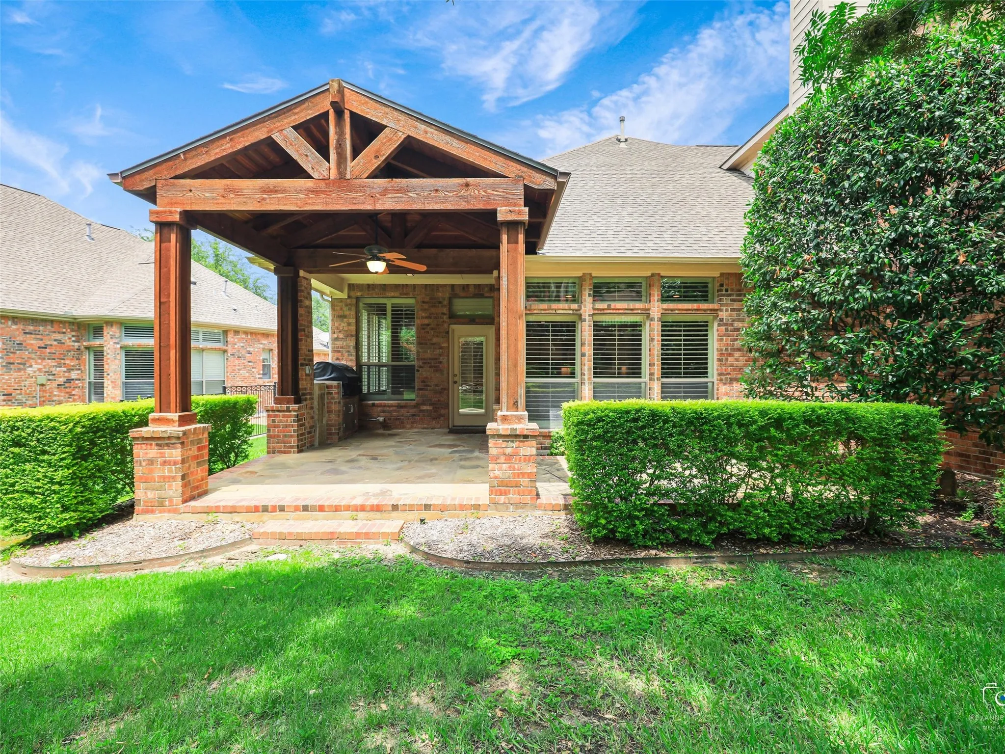 Single Family Residence For Sale in Collin County , 805 Barton Springs Drive, Fairview, Texas 75069, 3 Bedroom, 4 Bathroom, 3 Garage spaces, 3,502 Sqft, built in 2006, mls#21312659, Real Estate Agent in Fairview, Homes For Sale in Collin county, Homes For Sale in Fairview, Realtor in Fairview Texas, Real Estate Brokerage Independent Realty Texas, Luminita Cordes Realtor
