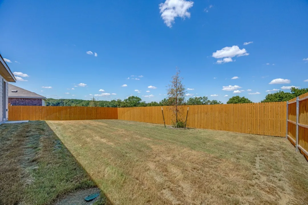Single Family Residence For Rent in Grayson County , 405 Mc Nelly Lane, Sherman, Texas 75092, 4 Bedroom, 2 Bathroom, 2 Garage spaces, 1,760 Sqft, built in 2026, mls#21315132, Real Estate Agent in Sherman, Homes For Rent in Grayson county, Homes For Rent in Sherman, Realtor in Sherman Texas, Real Estate Brokerage Independent Realty Texas, Luminita Cordes Realtor