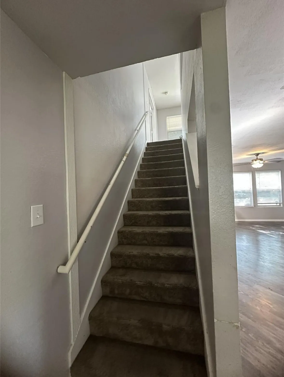 Single Family Residence For Sale in Collin County , 3604 Trickling Creek Lane, Mc Kinney, Texas 75071, 5 Bedrooms, 3 Bathrooms, 2 Garage spaces, 3,443 Sqft, built in 2001, Price $379,990, mls#21315063, Real Estate Agent in Mc Kinney, Homes For Sale in Collin county, Homes For Sale in Mc Kinney, Realtor in Mc Kinney Texas, Real Estate Brokerage Independent Realty Texas, Luminita Cordes Realtor