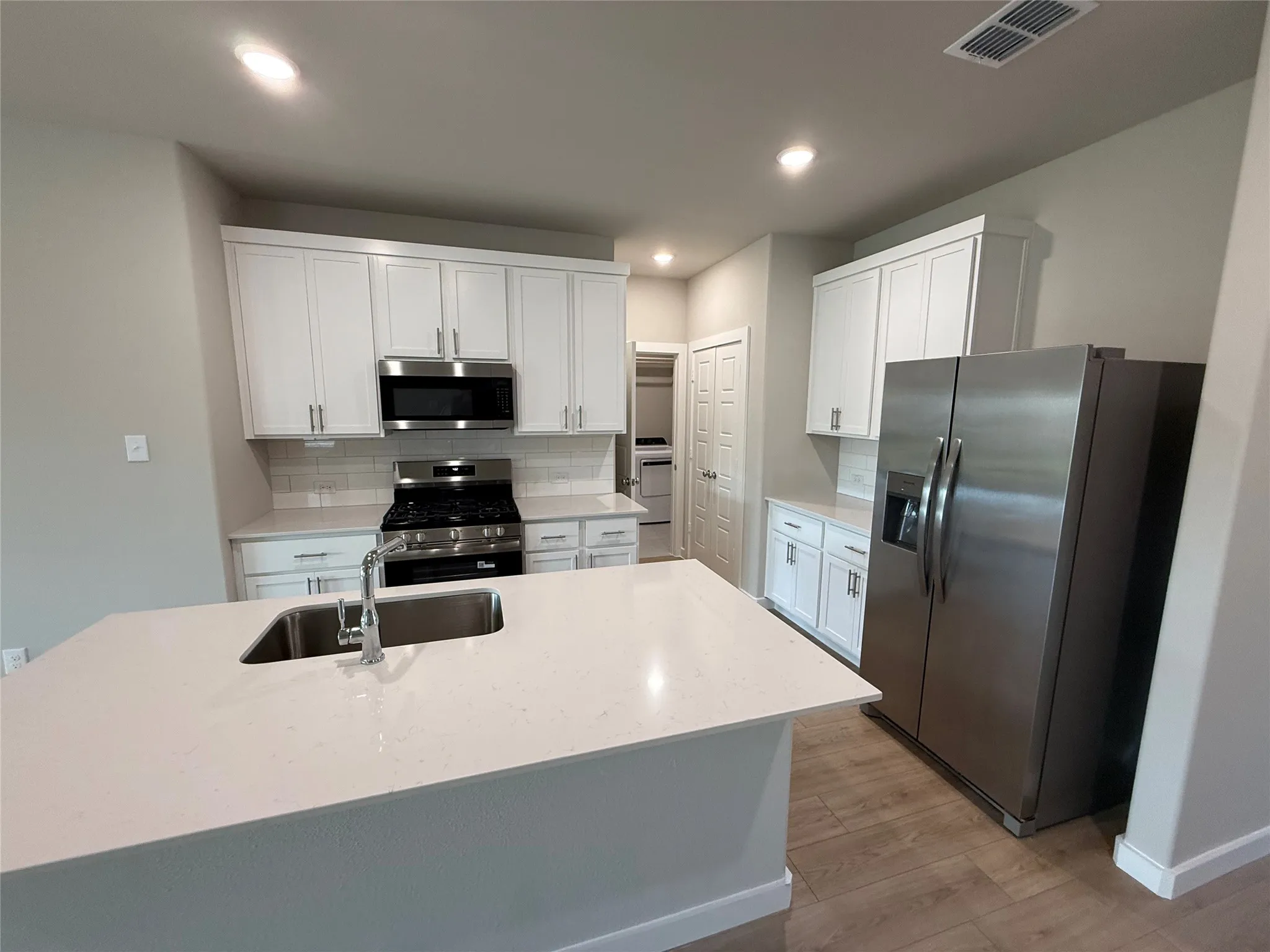 Single Family Residence For Rent in Collin County , 1233 Wolfsbane Drive, Lavon, Texas 75166, 4 Bedroom, 3 Bathroom, 2 Garage spaces, 2,328 Sqft, built in 2026, mls#21315165, Real Estate Agent in Lavon, Homes For Rent in Collin county, Homes For Rent in Lavon, Realtor in Lavon Texas, Real Estate Brokerage Independent Realty Texas, Luminita Cordes Realtor