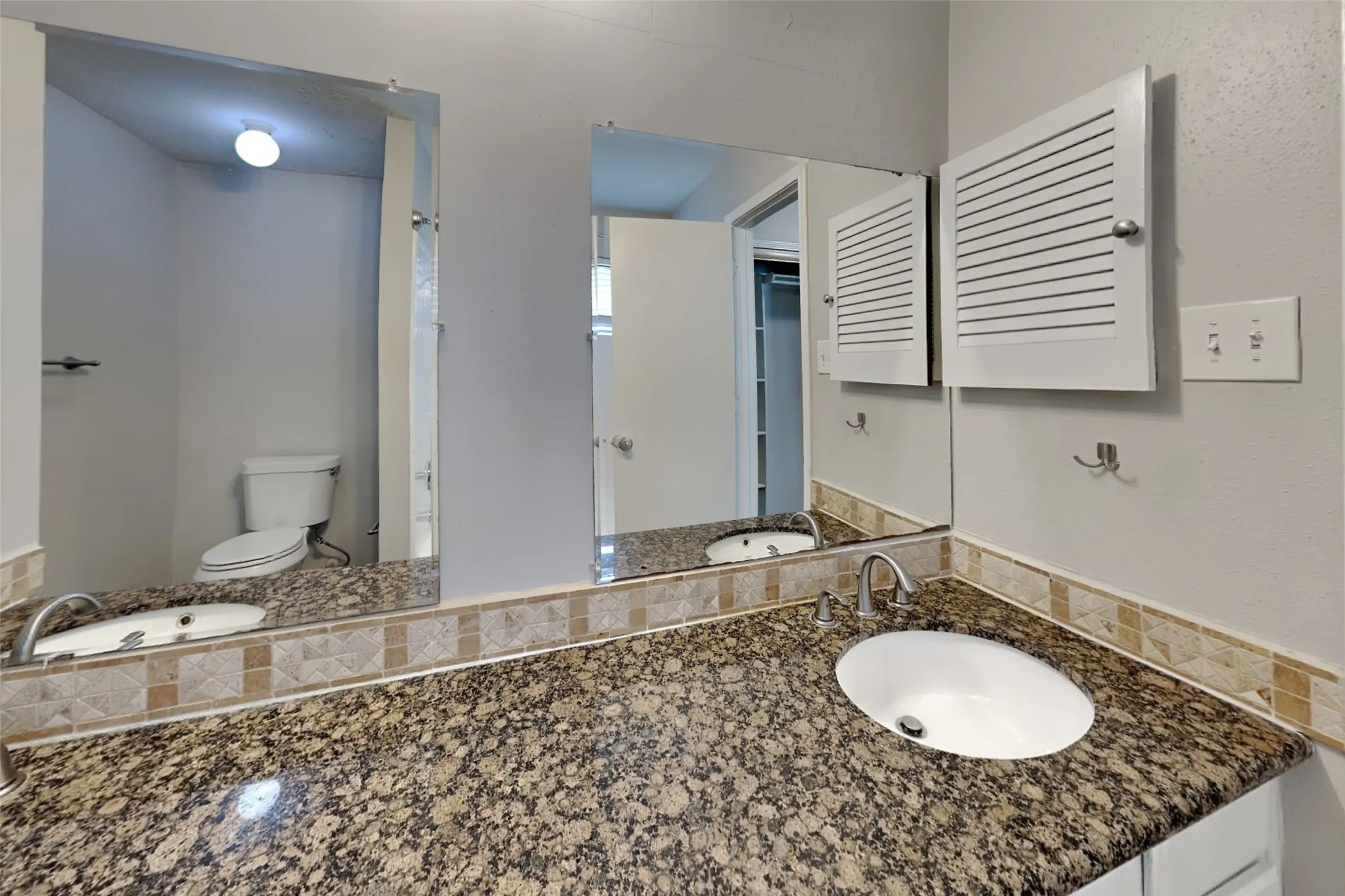 Single Family Residence For Rent in Collin County , 1325 Glyndon Drive, Plano, Texas 75023, 3 Bedroom, 2 Bathroom, 2 Garage spaces, 1,755 Sqft, built in 1982, mls#21315172, Real Estate Agent in Plano, Homes For Rent in Collin county, Homes For Rent in Plano, Realtor in Plano Texas, Real Estate Brokerage Independent Realty Texas, Luminita Cordes Realtor