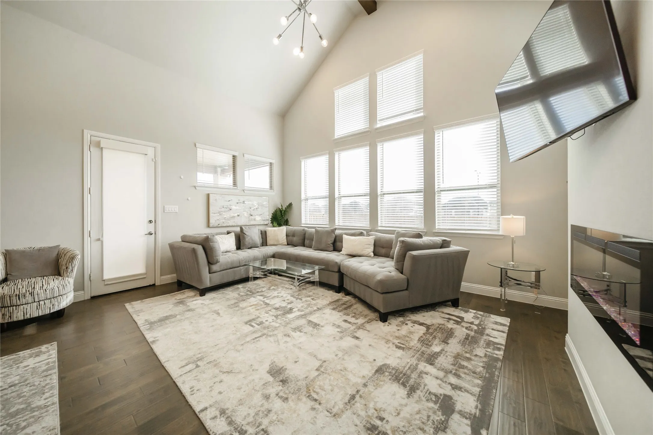 Single Family Residence For Rent in Denton County , 15634 Tea Tree Road, Frisco, Texas 75033, 5 Bedroom, 5 Bathroom, 3 Garage spaces, 3,758 Sqft, built in 2020, mls#21315188, Real Estate Agent in Frisco, Homes For Rent in Denton county, Homes For Rent in Frisco, Realtor in Frisco Texas, Real Estate Brokerage Independent Realty Texas, Luminita Cordes Realtor