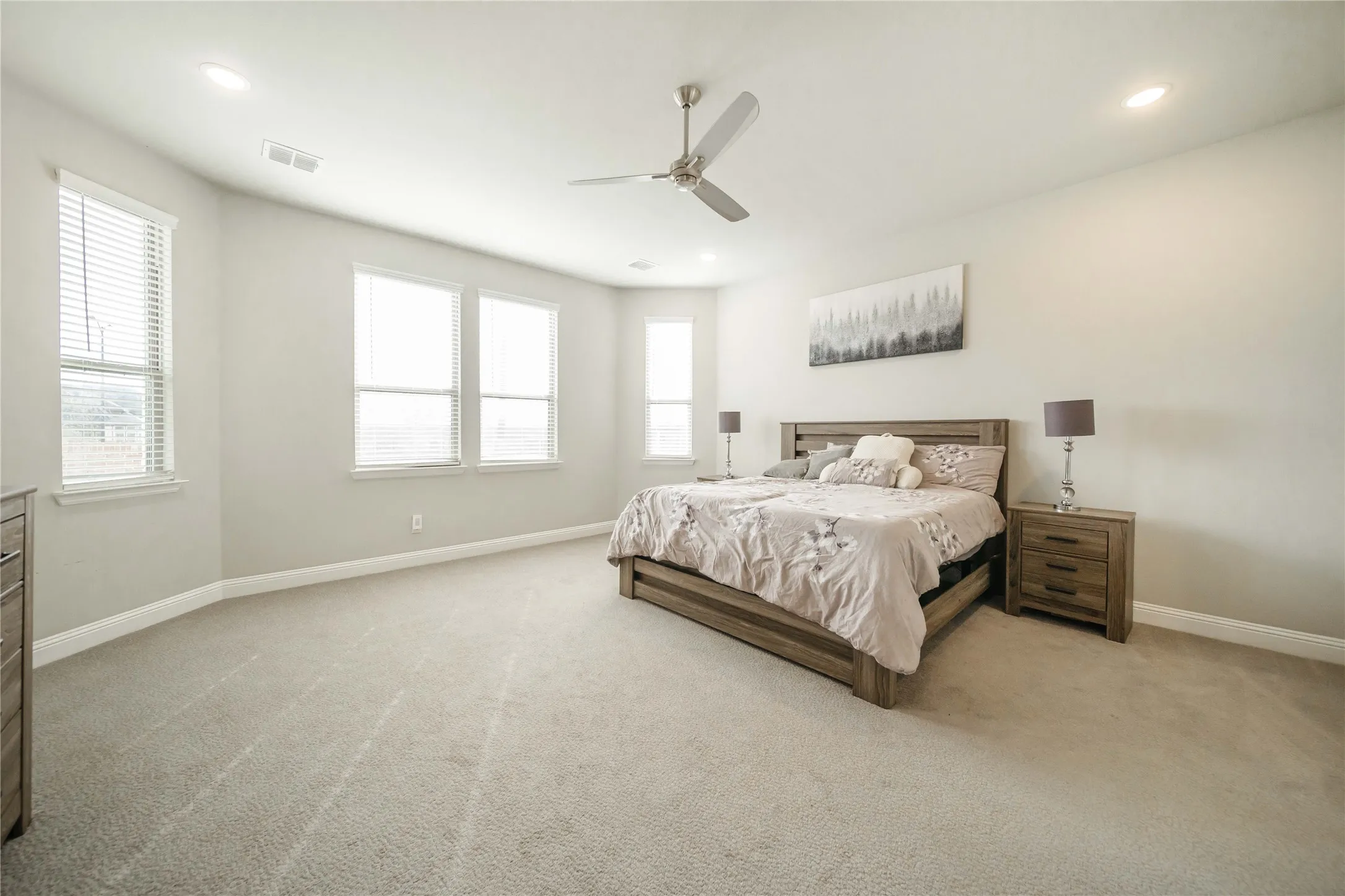 Single Family Residence For Rent in Denton County , 15634 Tea Tree Road, Frisco, Texas 75033, 5 Bedroom, 5 Bathroom, 3 Garage spaces, 3,758 Sqft, built in 2020, mls#21315188, Real Estate Agent in Frisco, Homes For Rent in Denton county, Homes For Rent in Frisco, Realtor in Frisco Texas, Real Estate Brokerage Independent Realty Texas, Luminita Cordes Realtor