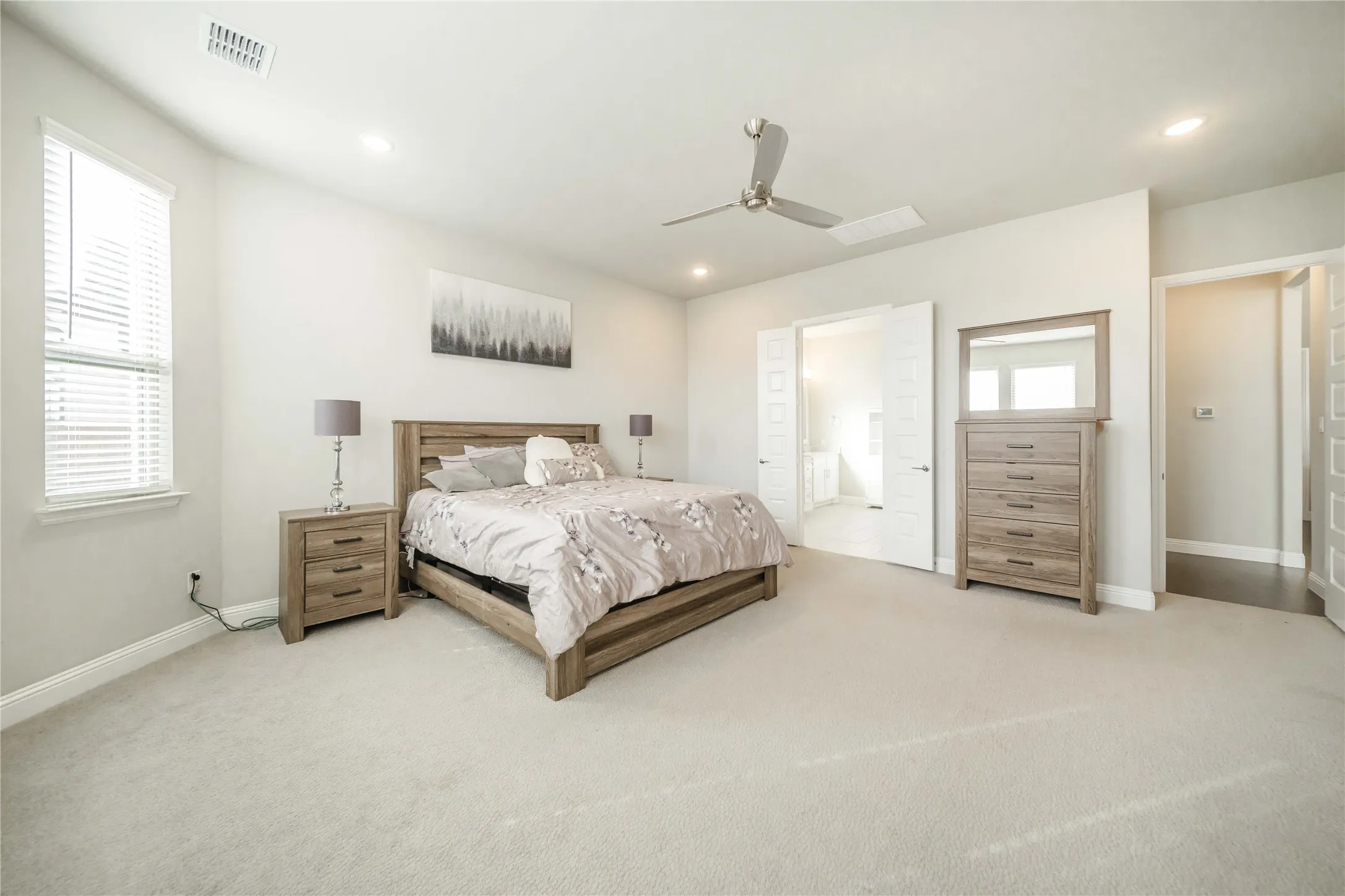 Single Family Residence For Rent in Denton County , 15634 Tea Tree Road, Frisco, Texas 75033, 5 Bedroom, 5 Bathroom, 3 Garage spaces, 3,758 Sqft, built in 2020, mls#21315188, Real Estate Agent in Frisco, Homes For Rent in Denton county, Homes For Rent in Frisco, Realtor in Frisco Texas, Real Estate Brokerage Independent Realty Texas, Luminita Cordes Realtor