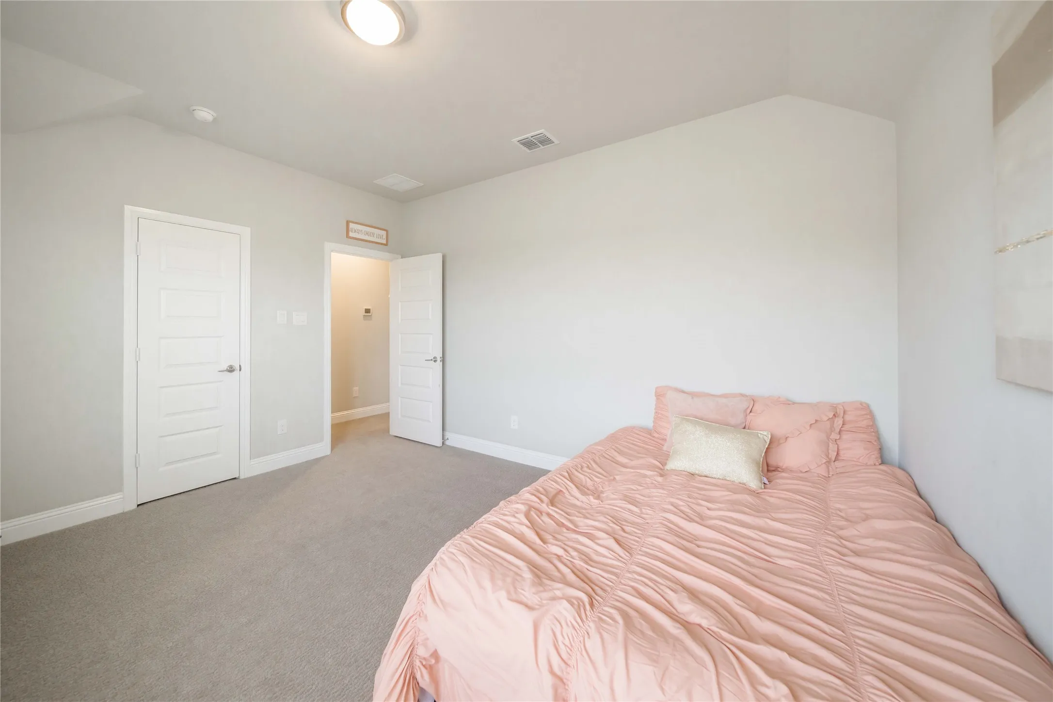 Single Family Residence For Rent in Denton County , 15634 Tea Tree Road, Frisco, Texas 75033, 5 Bedroom, 5 Bathroom, 3 Garage spaces, 3,758 Sqft, built in 2020, mls#21315188, Real Estate Agent in Frisco, Homes For Rent in Denton county, Homes For Rent in Frisco, Realtor in Frisco Texas, Real Estate Brokerage Independent Realty Texas, Luminita Cordes Realtor