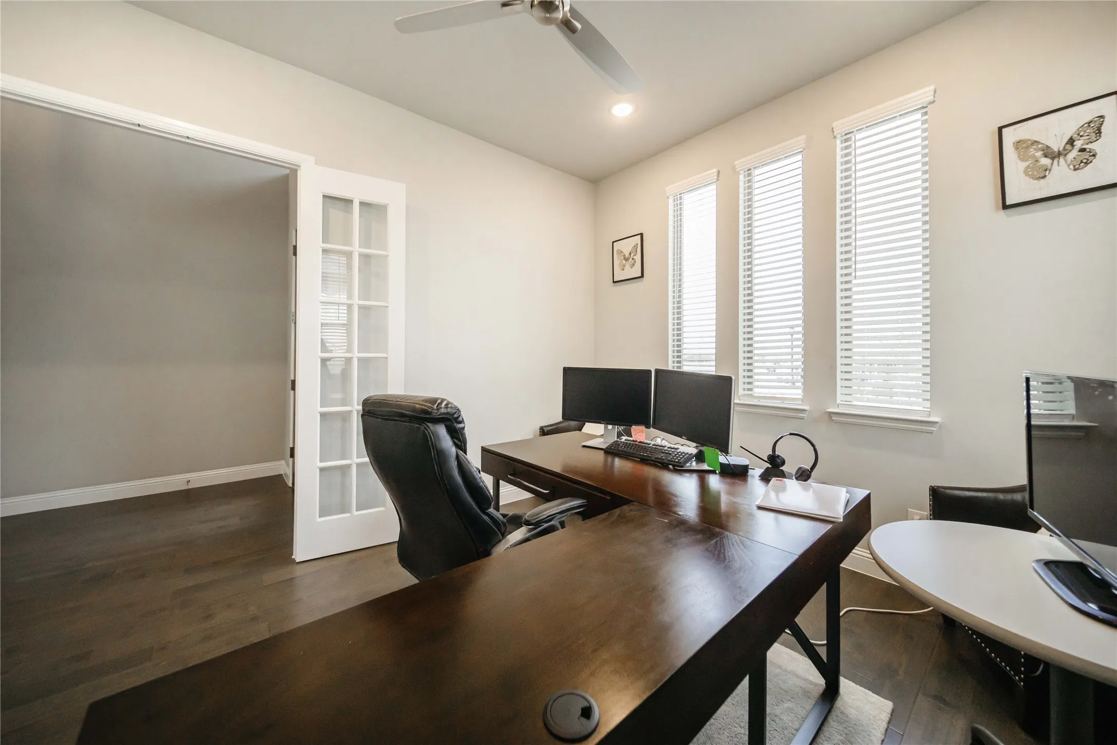 Single Family Residence For Rent in Denton County , 15634 Tea Tree Road, Frisco, Texas 75033, 5 Bedroom, 5 Bathroom, 3 Garage spaces, 3,758 Sqft, built in 2020, mls#21315188, Real Estate Agent in Frisco, Homes For Rent in Denton county, Homes For Rent in Frisco, Realtor in Frisco Texas, Real Estate Brokerage Independent Realty Texas, Luminita Cordes Realtor
