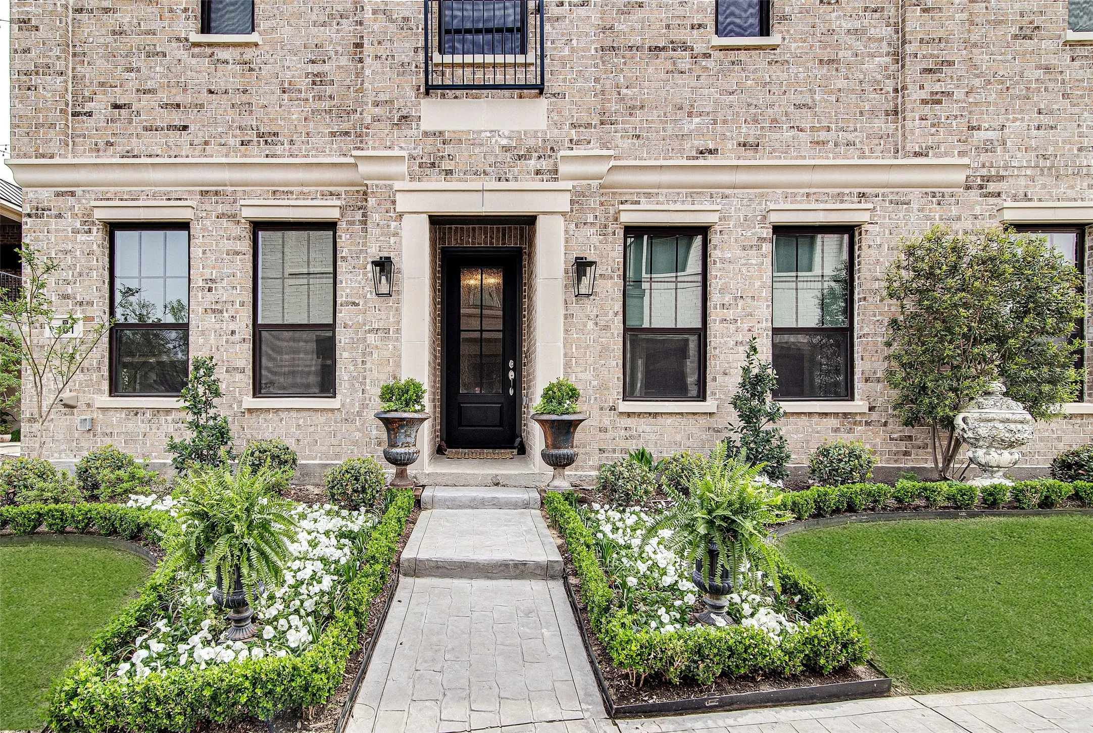 Condominium For Sale in Tarrant County , 307 Sunset Lane 101, Fort Worth, Texas 76114, 4 Bedrooms, 3 Bathrooms, 2 Garage spaces, 2,568 Sqft, built in 2023, Price $559,900, mls#21315192, Real Estate Agent in Fort Worth, Homes For Sale in Tarrant county, Homes For Sale in Fort Worth, Realtor in Fort Worth Texas, Real Estate Brokerage Independent Realty Texas, Luminita Cordes Realtor