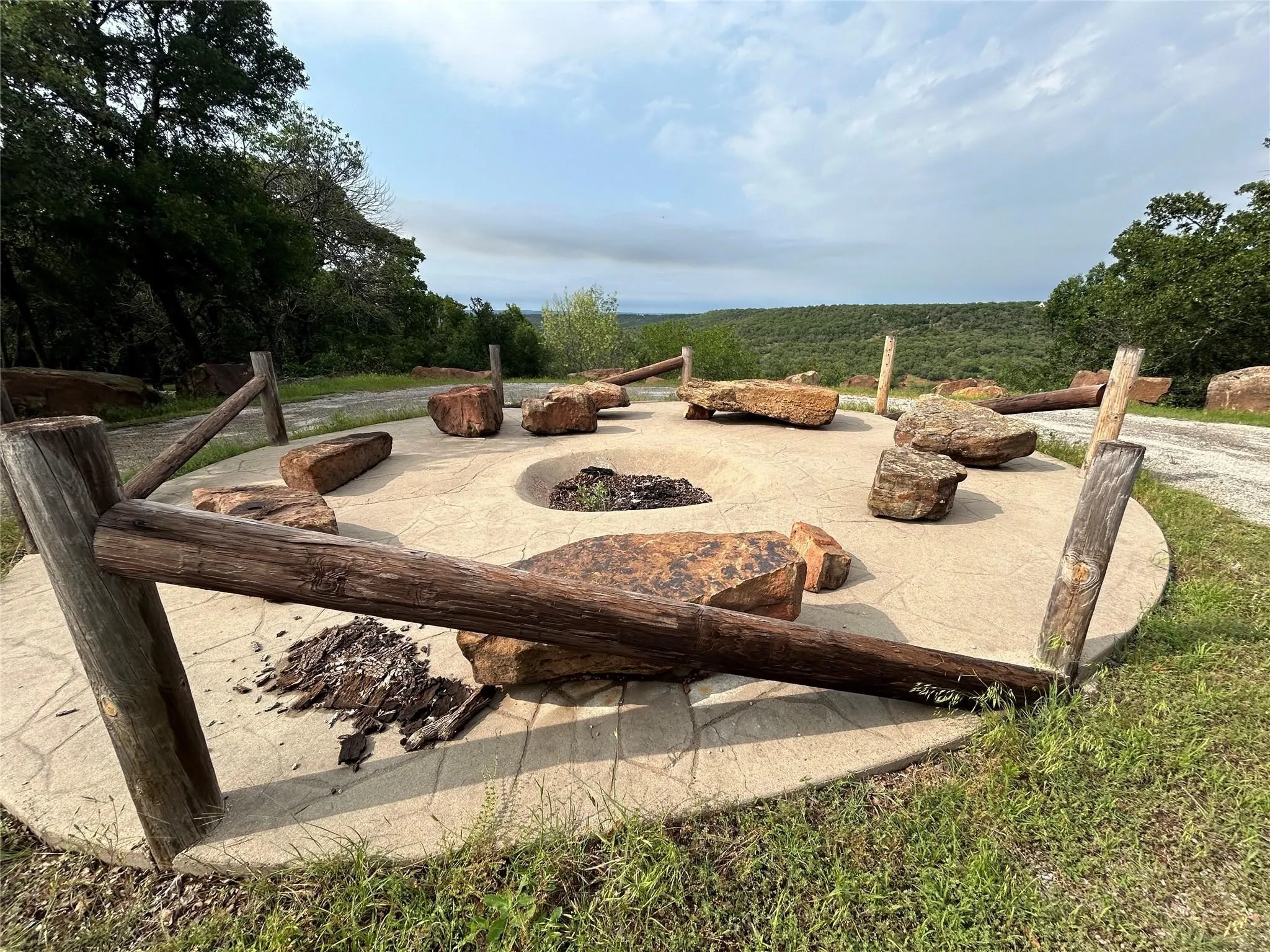 Unimproved Land For Sale in Palo Pinto County , E1 Sandstone, Gordon, Texas 76453, 0, 0, Garage spaces, 0 Sqft, built in 0, Price $34,900, mls#21315099, Real Estate Agent in Gordon, Homes For Sale in Palo Pinto county, Homes For Sale in Gordon, Realtor in Gordon Texas, Real Estate Brokerage Independent Realty Texas, Luminita Cordes Realtor