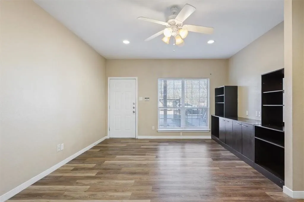Duplex For Sale in Mc Lennan County , 1907 S 17th Street, Waco, Texas 76706, 8 Bedroom, 8 Bathroom, Garage spaces, 0 Sqft, built in 2006, mls#21315190, Real Estate Agent in Waco, Homes For Sale in Mc Lennan county, Homes For Sale in Waco, Realtor in Waco Texas, Real Estate Brokerage Independent Realty Texas, Luminita Cordes Realtor