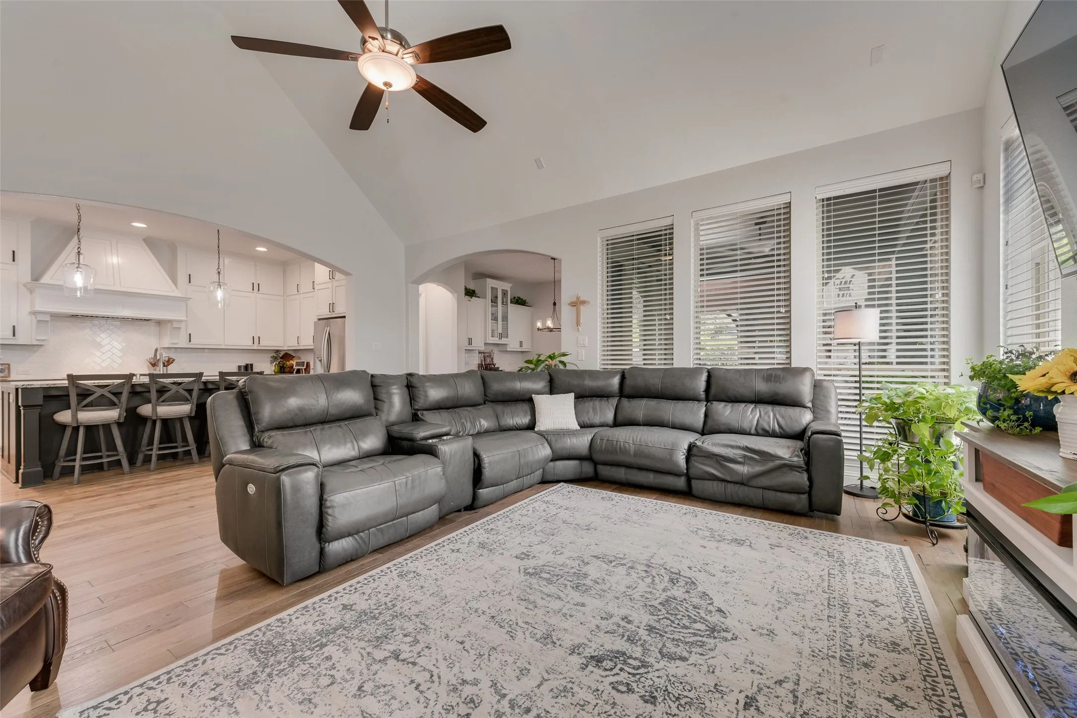 Single Family Residence For Sale in Denton County , 3761 Maxdale Drive, Prosper, Texas 75078, 4 Bedroom, 3 Bathroom, 2 Garage spaces, 2,642 Sqft, built in 2019, mls#21312515, Real Estate Agent in Prosper, Homes For Sale in Denton county, Homes For Sale in Prosper, Realtor in Prosper Texas, Real Estate Brokerage Independent Realty Texas, Luminita Cordes Realtor