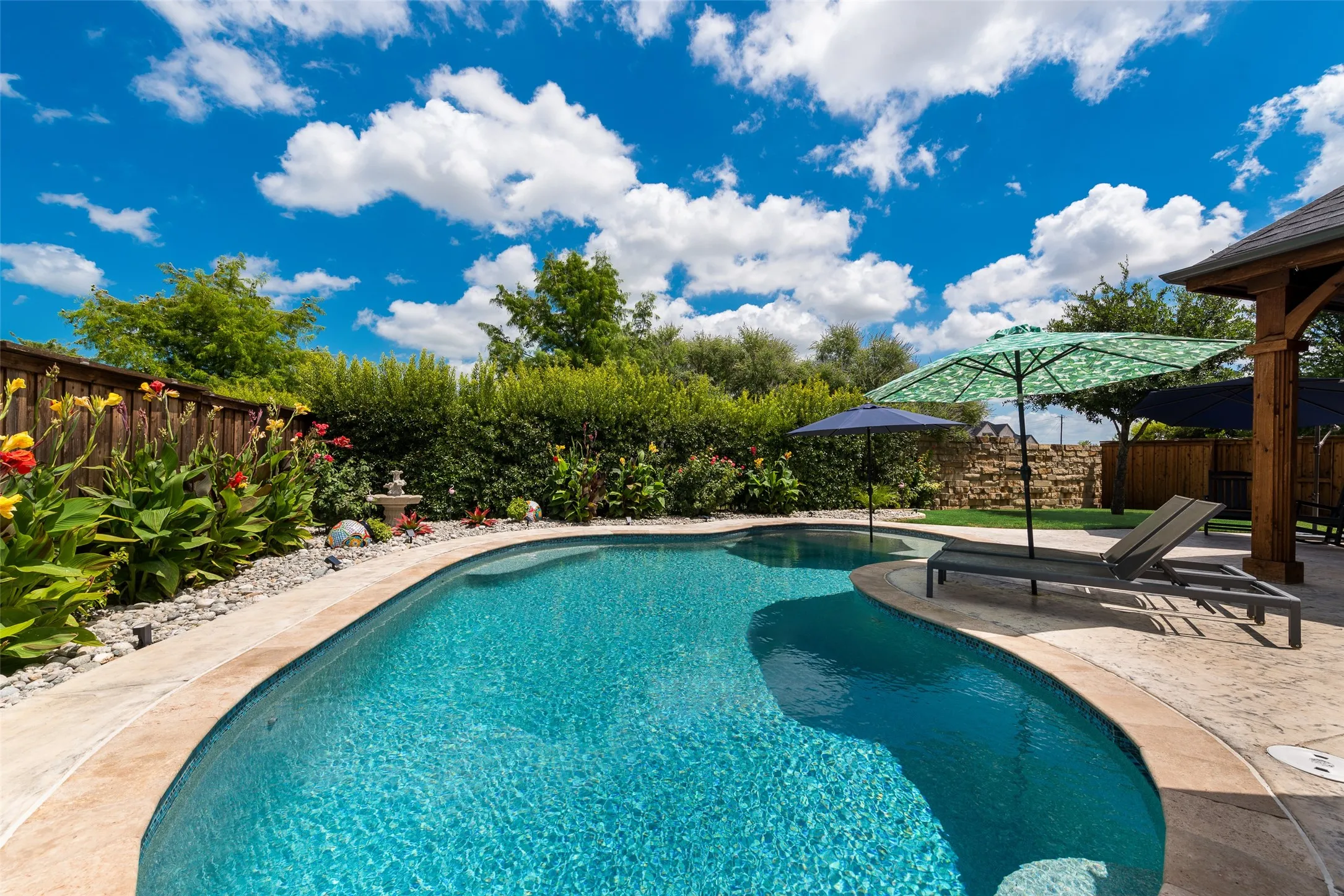 Single Family Residence For Sale in Denton County , 3761 Maxdale Drive, Prosper, Texas 75078, 4 Bedroom, 3 Bathroom, 2 Garage spaces, 2,642 Sqft, built in 2019, mls#21312515, Real Estate Agent in Prosper, Homes For Sale in Denton county, Homes For Sale in Prosper, Realtor in Prosper Texas, Real Estate Brokerage Independent Realty Texas, Luminita Cordes Realtor