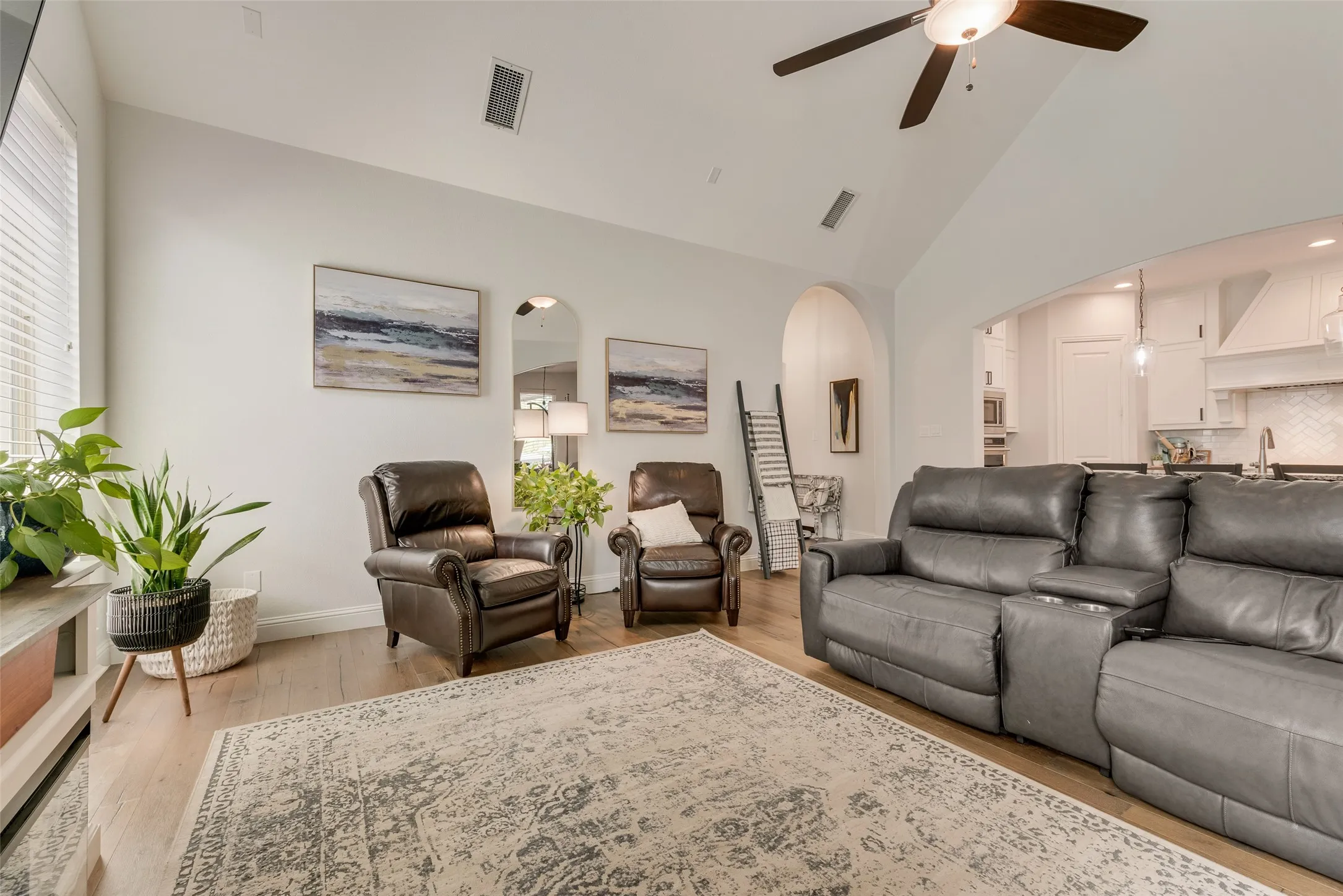 Single Family Residence For Sale in Denton County , 3761 Maxdale Drive, Prosper, Texas 75078, 4 Bedroom, 3 Bathroom, 2 Garage spaces, 2,642 Sqft, built in 2019, mls#21312515, Real Estate Agent in Prosper, Homes For Sale in Denton county, Homes For Sale in Prosper, Realtor in Prosper Texas, Real Estate Brokerage Independent Realty Texas, Luminita Cordes Realtor