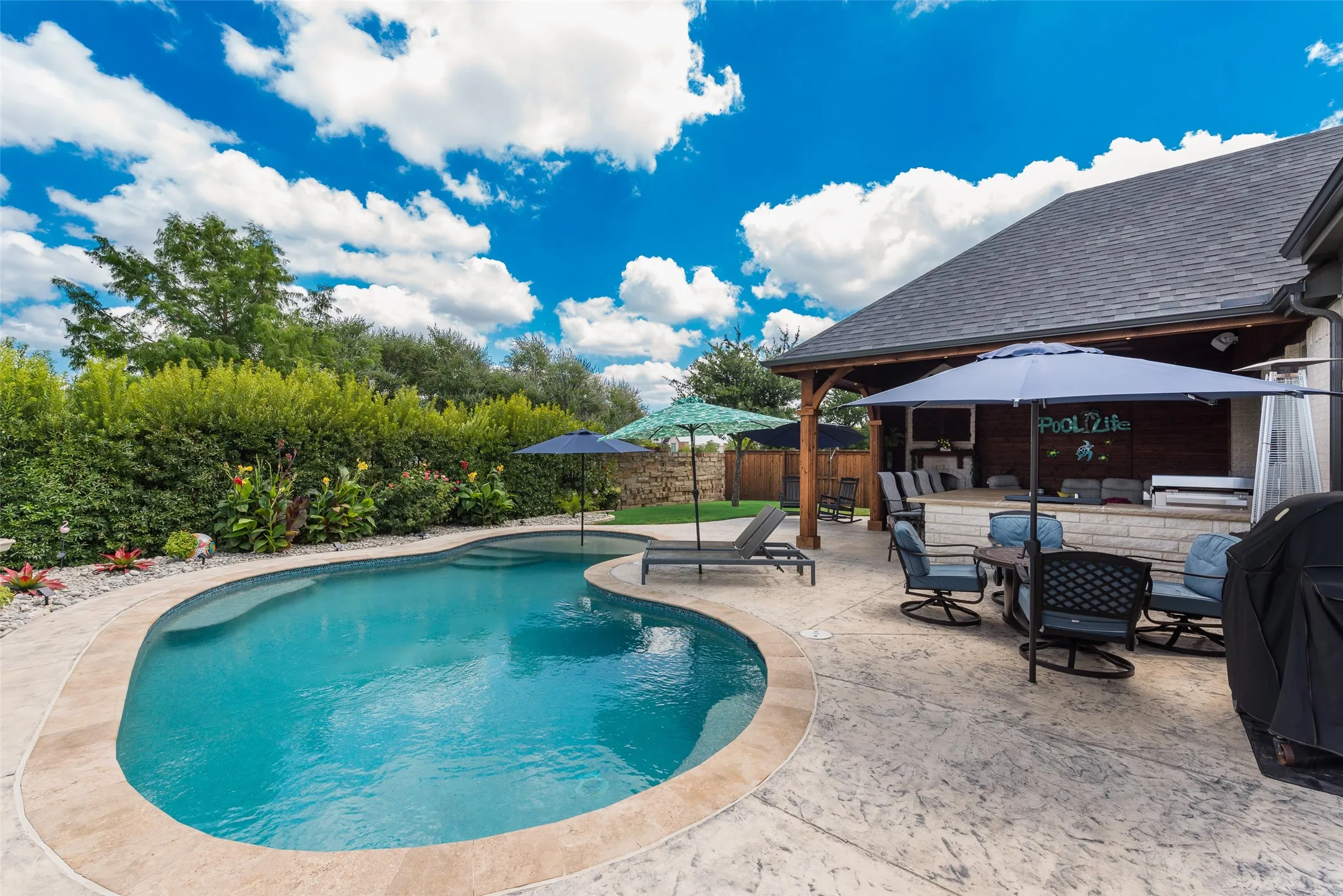 Single Family Residence For Sale in Denton County , 3761 Maxdale Drive, Prosper, Texas 75078, 4 Bedroom, 3 Bathroom, 2 Garage spaces, 2,642 Sqft, built in 2019, mls#21312515, Real Estate Agent in Prosper, Homes For Sale in Denton county, Homes For Sale in Prosper, Realtor in Prosper Texas, Real Estate Brokerage Independent Realty Texas, Luminita Cordes Realtor