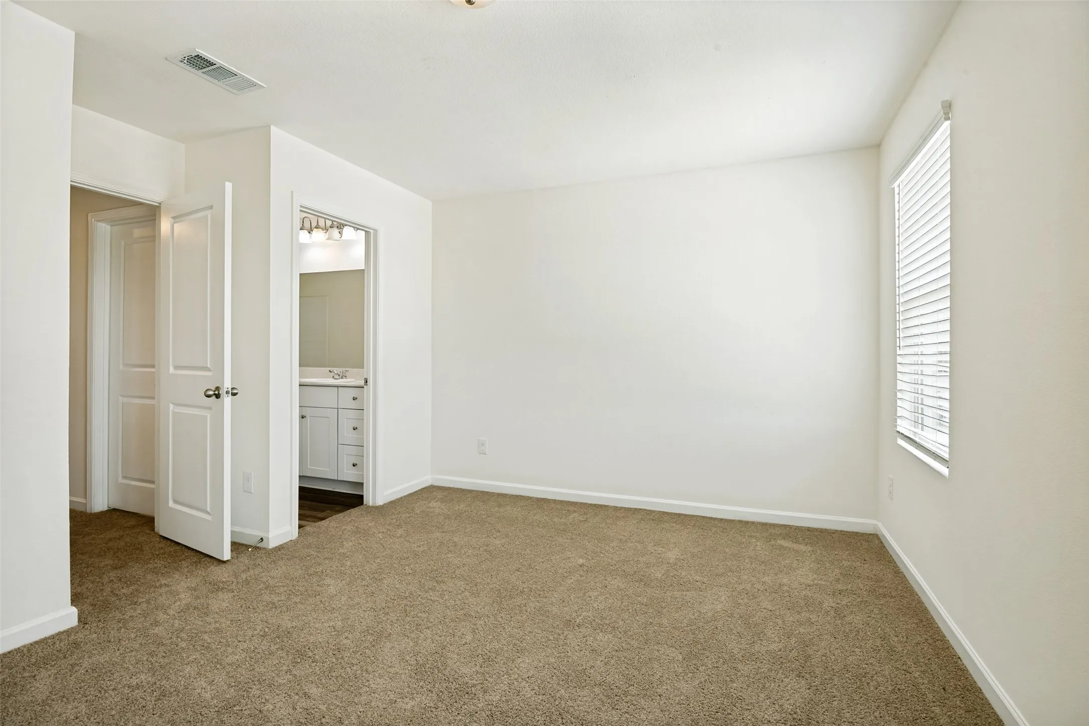 Single Family Residence For Rent in Collin County , 1702 Marquette Drive, Princeton, Texas 75407, 4 Bedroom, 3 Bathroom, 2 Garage spaces, 2,182 Sqft, built in 2021, mls#21314253, Real Estate Agent in Princeton, Homes For Rent in Collin county, Homes For Rent in Princeton, Realtor in Princeton Texas, Real Estate Brokerage Independent Realty Texas, Luminita Cordes Realtor