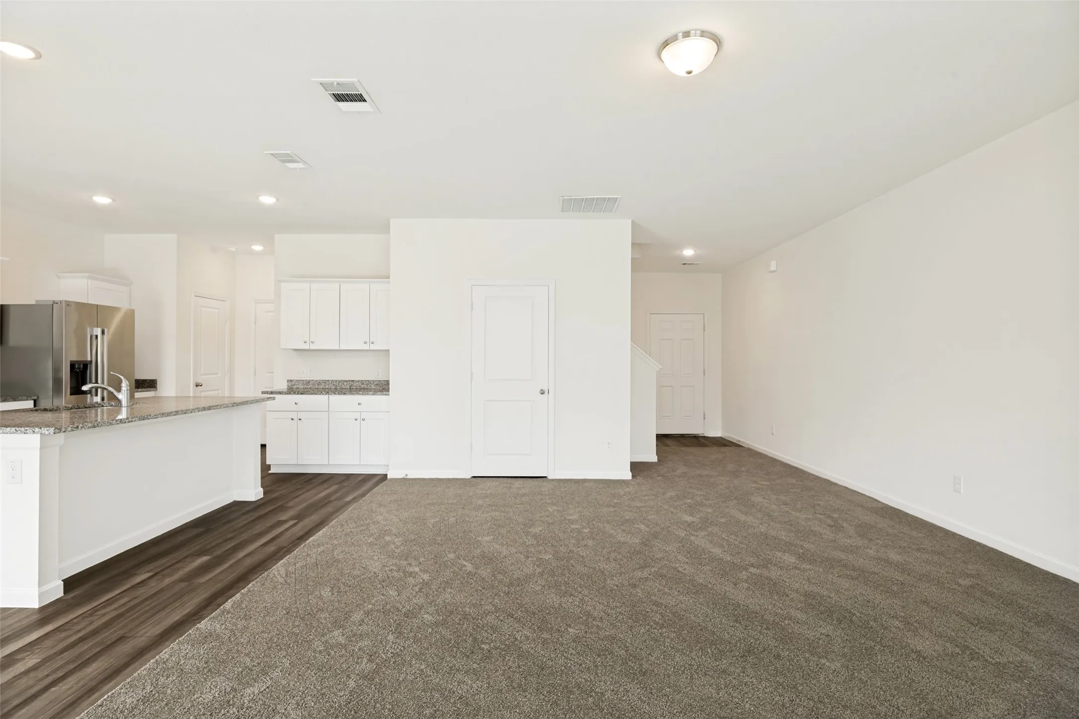 Single Family Residence For Rent in Collin County , 1702 Marquette Drive, Princeton, Texas 75407, 4 Bedroom, 3 Bathroom, 2 Garage spaces, 2,182 Sqft, built in 2021, mls#21314253, Real Estate Agent in Princeton, Homes For Rent in Collin county, Homes For Rent in Princeton, Realtor in Princeton Texas, Real Estate Brokerage Independent Realty Texas, Luminita Cordes Realtor