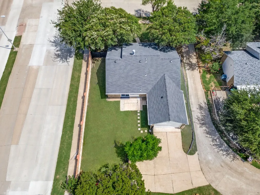 Single Family Residence For Sale in Collin County , 2036 Apple Valley Road, Plano, Texas 75023, 3 Bedroom, 2 Bathroom, 2 Garage spaces, 1,748 Sqft, built in 1981, mls#21315209, Real Estate Agent in Plano, Homes For Sale in Collin county, Homes For Sale in Plano, Realtor in Plano Texas, Real Estate Brokerage Independent Realty Texas, Luminita Cordes Realtor