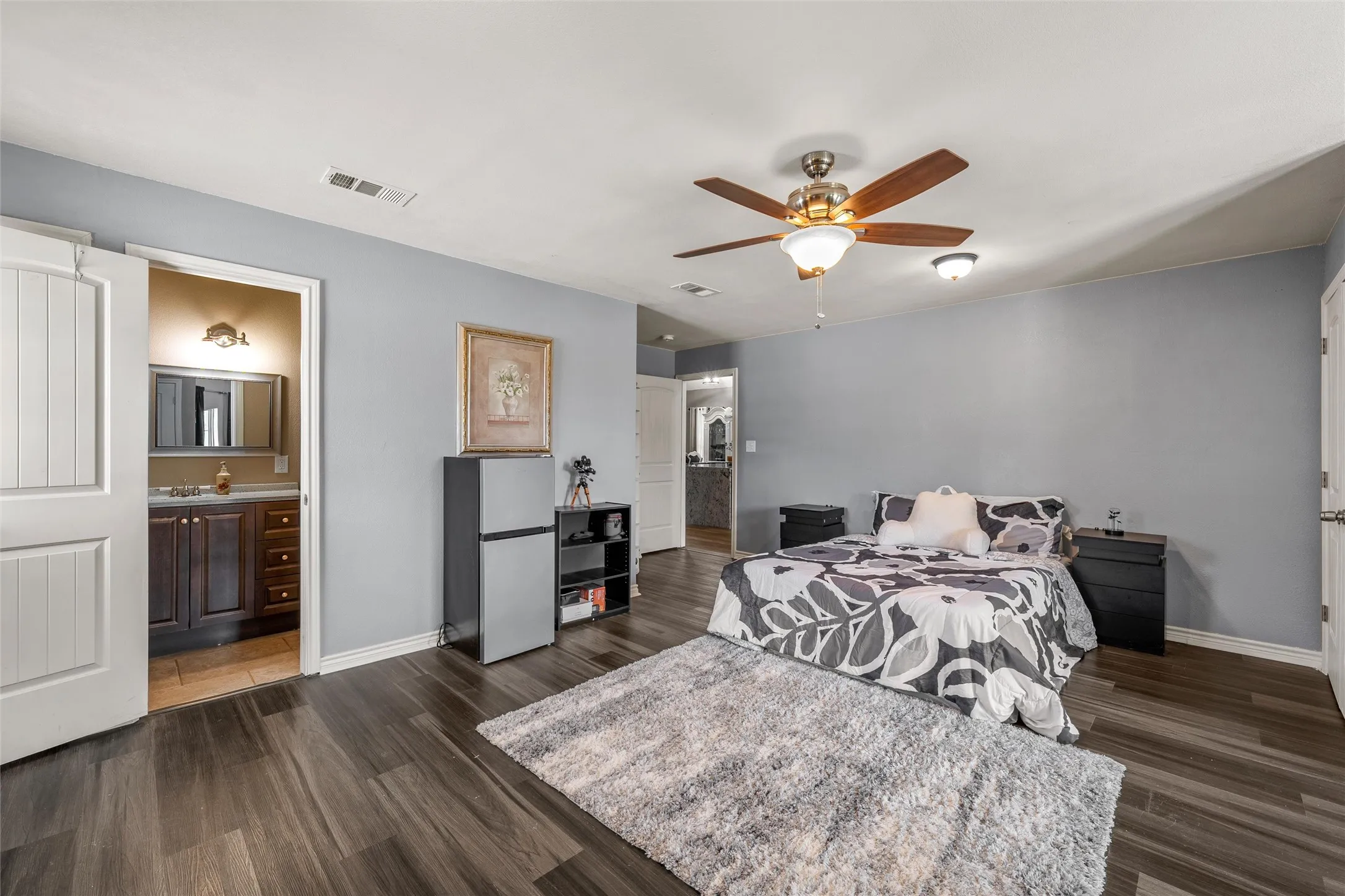 Single Family Residence For Sale in Mc Lennan County , 5286 Orchard Lane, Waco, Texas 76705, 4 Bedroom, 3 Bathroom, Garage spaces, 2,409 Sqft, built in 2021, mls#21314665, Real Estate Agent in Waco, Homes For Sale in Mc Lennan county, Homes For Sale in Waco, Realtor in Waco Texas, Real Estate Brokerage Independent Realty Texas, Luminita Cordes Realtor