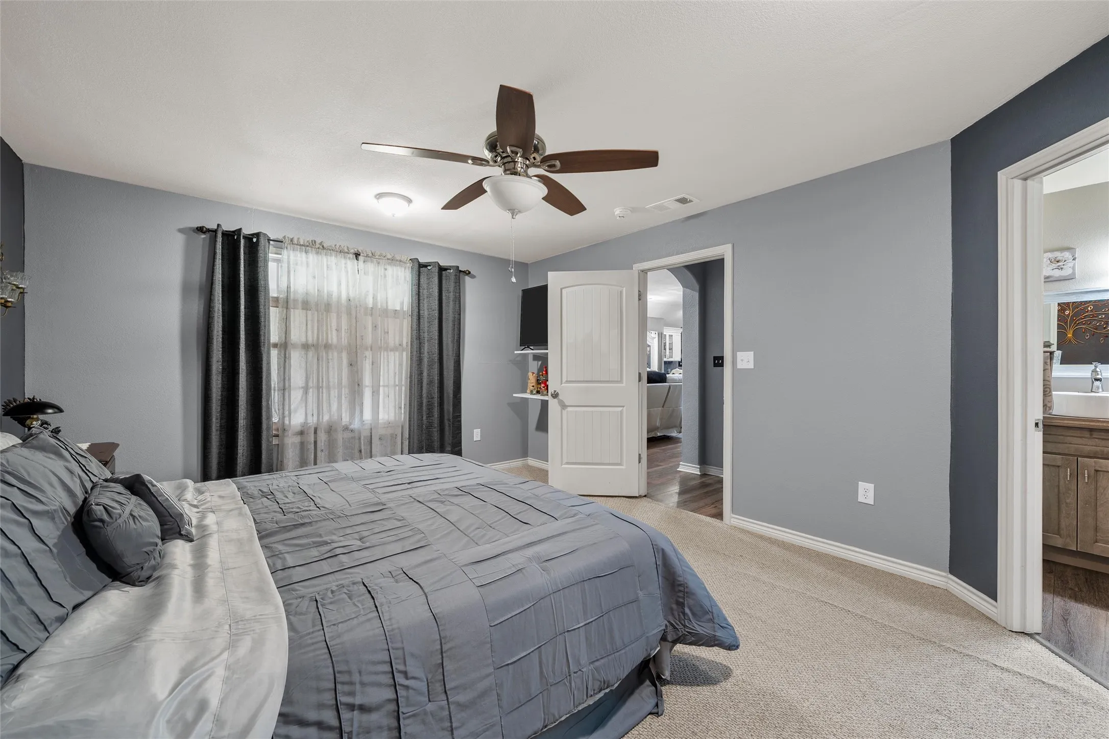 Single Family Residence For Sale in Mc Lennan County , 5286 Orchard Lane, Waco, Texas 76705, 4 Bedroom, 3 Bathroom, Garage spaces, 2,409 Sqft, built in 2021, mls#21314665, Real Estate Agent in Waco, Homes For Sale in Mc Lennan county, Homes For Sale in Waco, Realtor in Waco Texas, Real Estate Brokerage Independent Realty Texas, Luminita Cordes Realtor