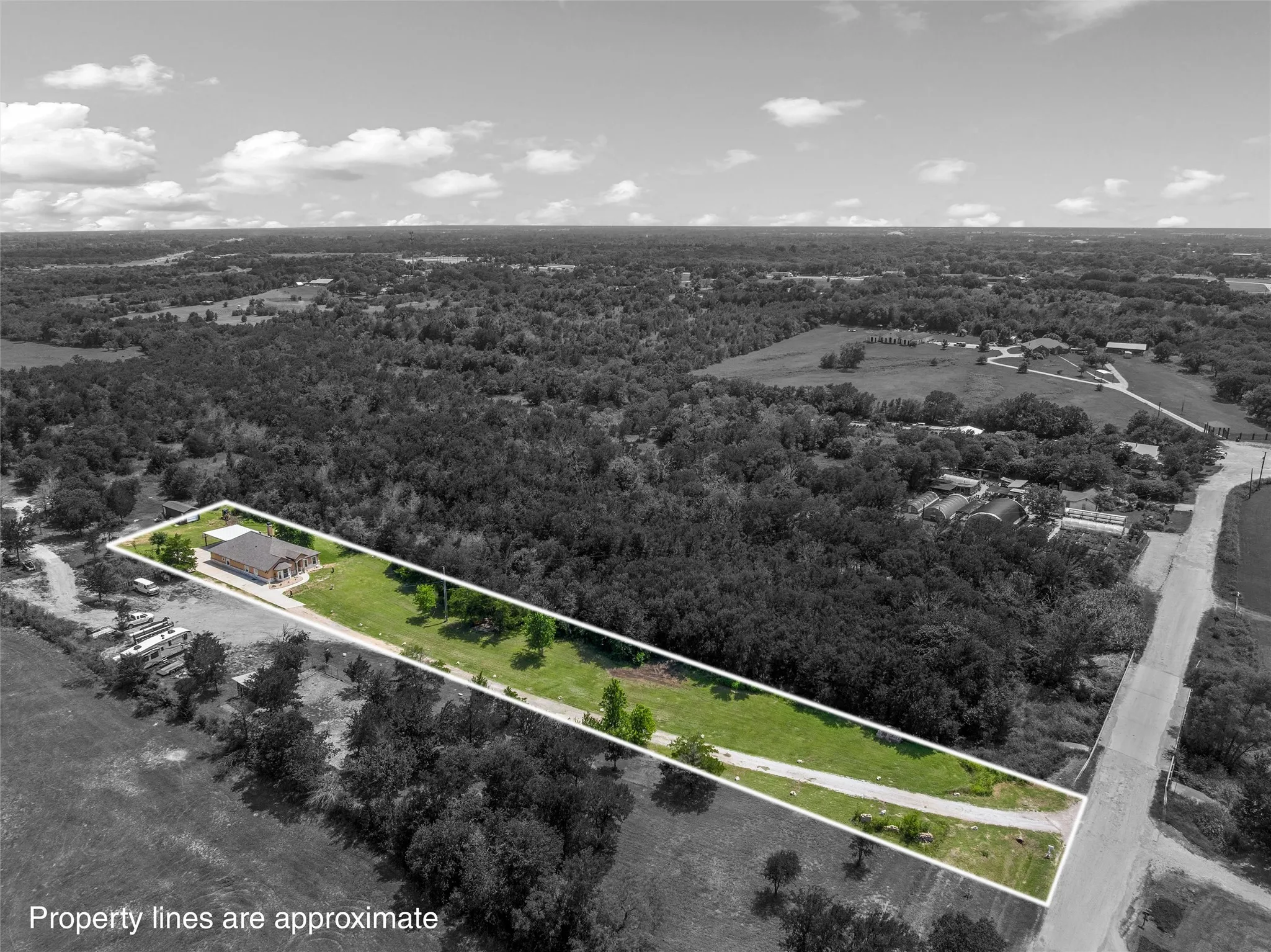 Single Family Residence For Sale in Mc Lennan County , 5286 Orchard Lane, Waco, Texas 76705, 4 Bedroom, 3 Bathroom, Garage spaces, 2,409 Sqft, built in 2021, mls#21314665, Real Estate Agent in Waco, Homes For Sale in Mc Lennan county, Homes For Sale in Waco, Realtor in Waco Texas, Real Estate Brokerage Independent Realty Texas, Luminita Cordes Realtor