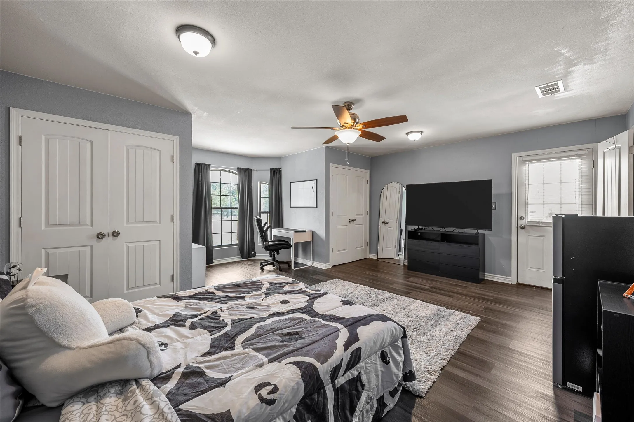 Single Family Residence For Sale in Mc Lennan County , 5286 Orchard Lane, Waco, Texas 76705, 4 Bedroom, 3 Bathroom, Garage spaces, 2,409 Sqft, built in 2021, mls#21314665, Real Estate Agent in Waco, Homes For Sale in Mc Lennan county, Homes For Sale in Waco, Realtor in Waco Texas, Real Estate Brokerage Independent Realty Texas, Luminita Cordes Realtor