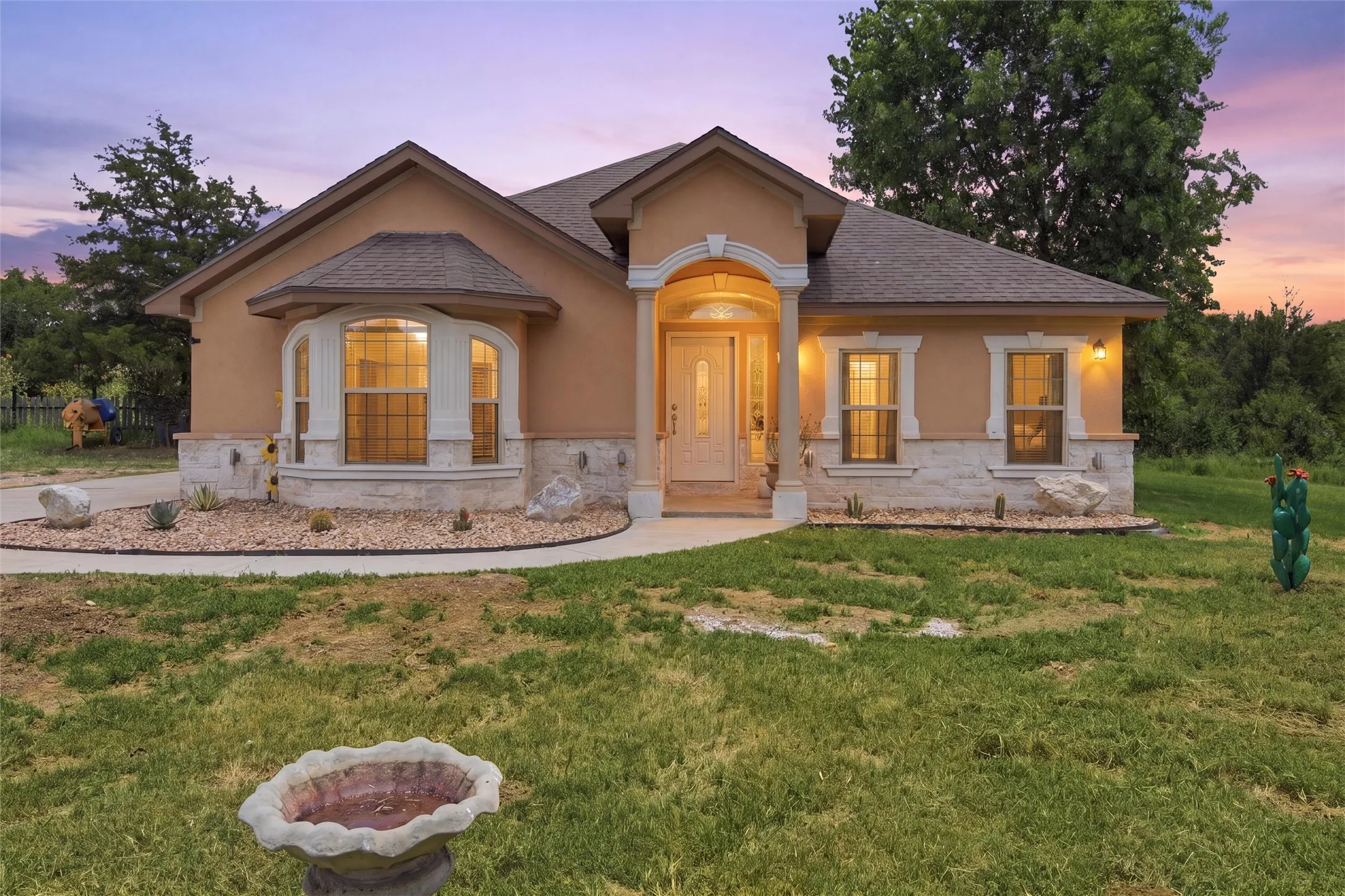Single Family Residence For Sale in Mc Lennan County , 5286 Orchard Lane, Waco, Texas 76705, 4 Bedroom, 3 Bathroom, Garage spaces, 2,409 Sqft, built in 2021, mls#21314665, Real Estate Agent in Waco, Homes For Sale in Mc Lennan county, Homes For Sale in Waco, Realtor in Waco Texas, Real Estate Brokerage Independent Realty Texas, Luminita Cordes Realtor
