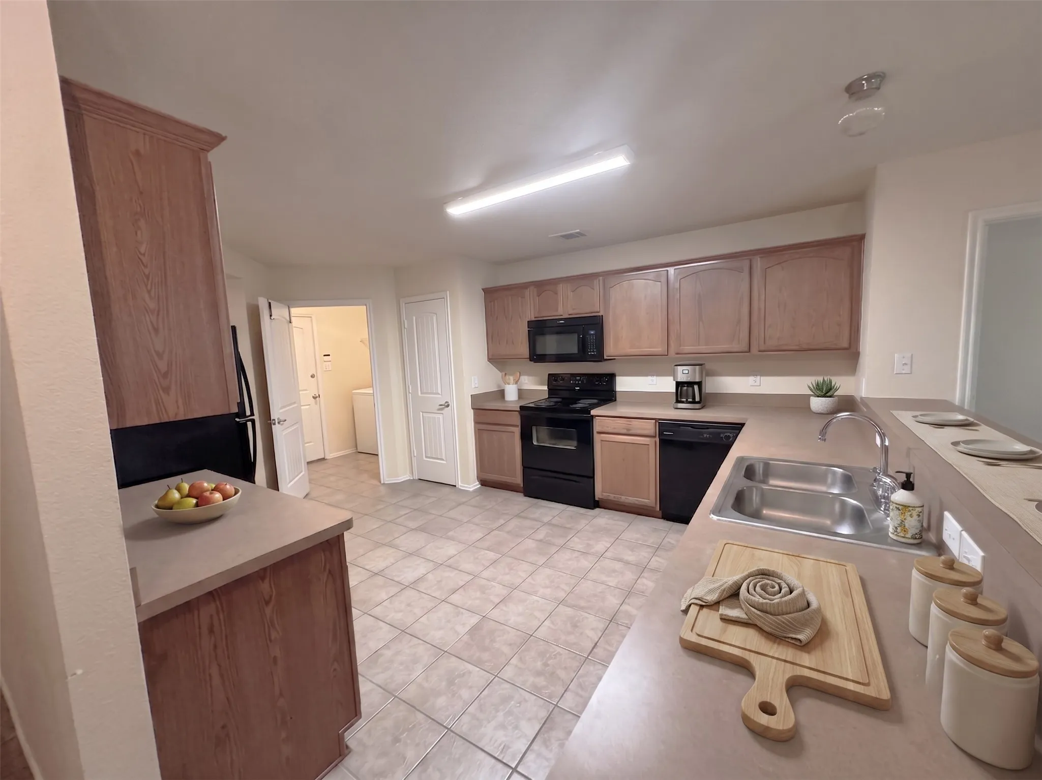 Kitchen - all photos virtually staged