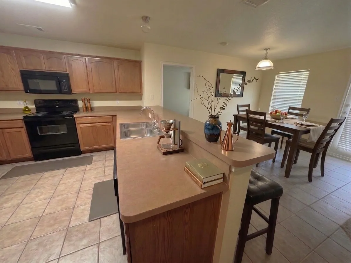 Kitchen-all photos virtually staged