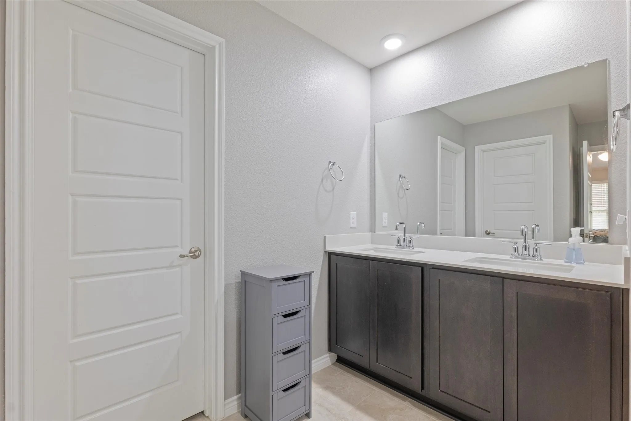 Single Family Residence For Sale in Collin County , 7313 Mayplace Drive, Mc Kinney, Texas 75071, 4 Bedroom, 2 Bathroom, 2 Garage spaces, 1,842 Sqft, built in 2024, mls#21315111, Real Estate Agent in Mc Kinney, Homes For Sale in Collin county, Homes For Sale in Mc Kinney, Realtor in Mc Kinney Texas, Real Estate Brokerage Independent Realty Texas, Luminita Cordes Realtor
