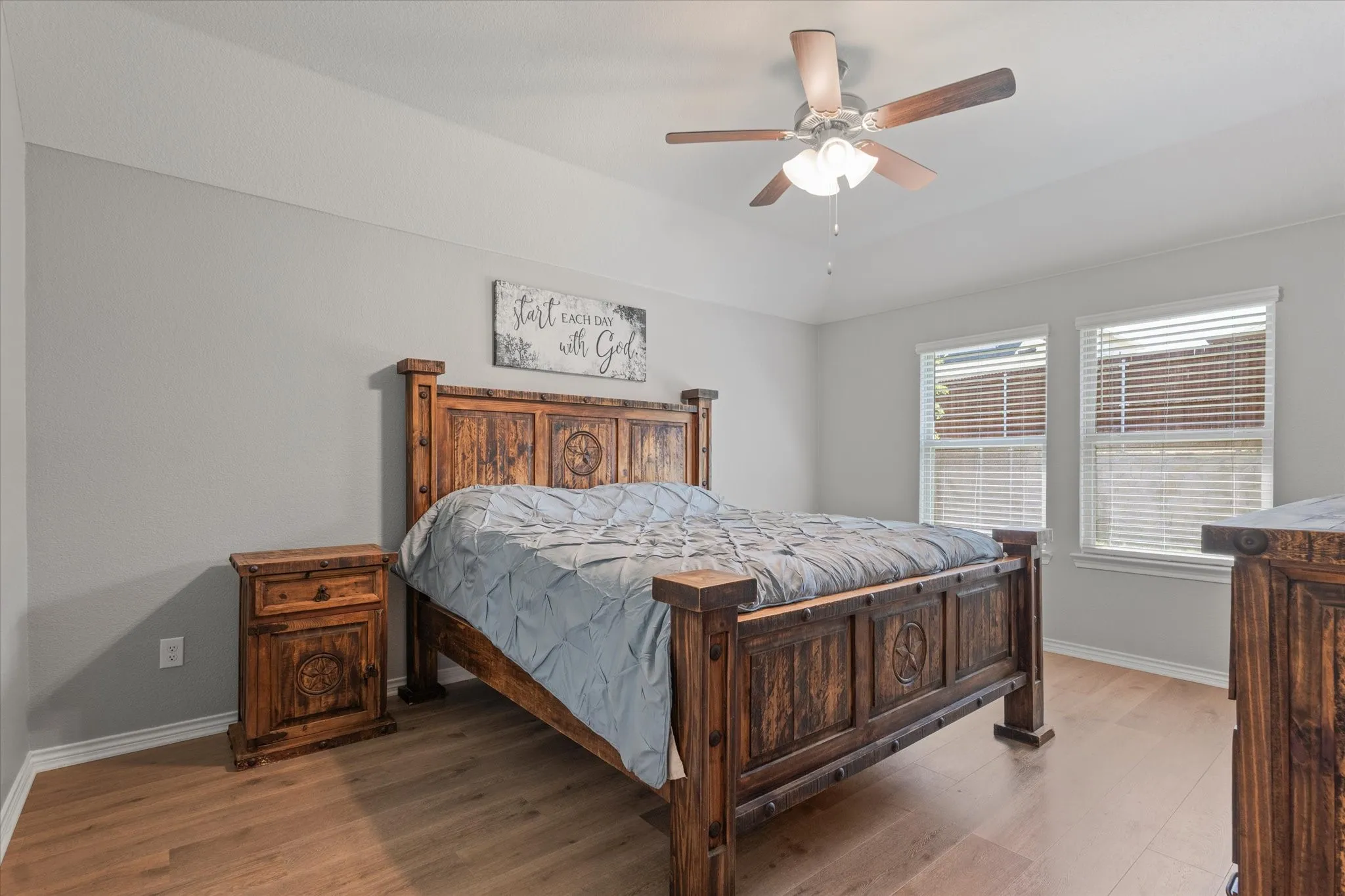 Single Family Residence For Sale in Collin County , 7313 Mayplace Drive, Mc Kinney, Texas 75071, 4 Bedroom, 2 Bathroom, 2 Garage spaces, 1,842 Sqft, built in 2024, mls#21315111, Real Estate Agent in Mc Kinney, Homes For Sale in Collin county, Homes For Sale in Mc Kinney, Realtor in Mc Kinney Texas, Real Estate Brokerage Independent Realty Texas, Luminita Cordes Realtor