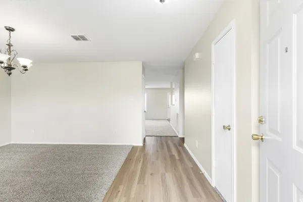 Single Family Residence For Sale in Rockwall County , 1508 Stewart Drive, Rockwall, Texas 75032, 4 Bedroom, 3 Bathroom, 2 Garage spaces, 2,250 Sqft, built in 2000, mls#21315211, Real Estate Agent in Rockwall, Homes For Sale in Rockwall county, Homes For Sale in Rockwall, Realtor in Rockwall Texas, Real Estate Brokerage Independent Realty Texas, Luminita Cordes Realtor