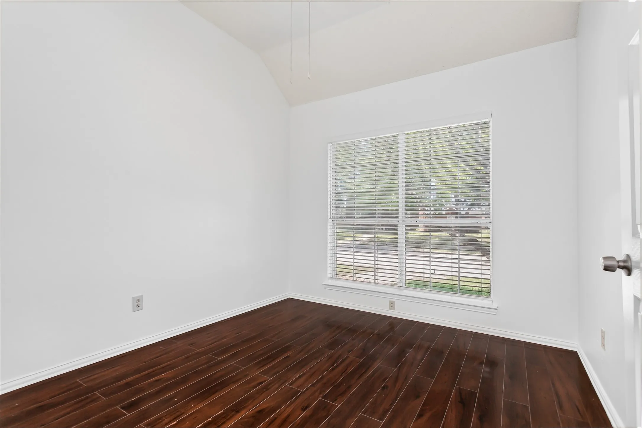Bedroom Unfurnished
