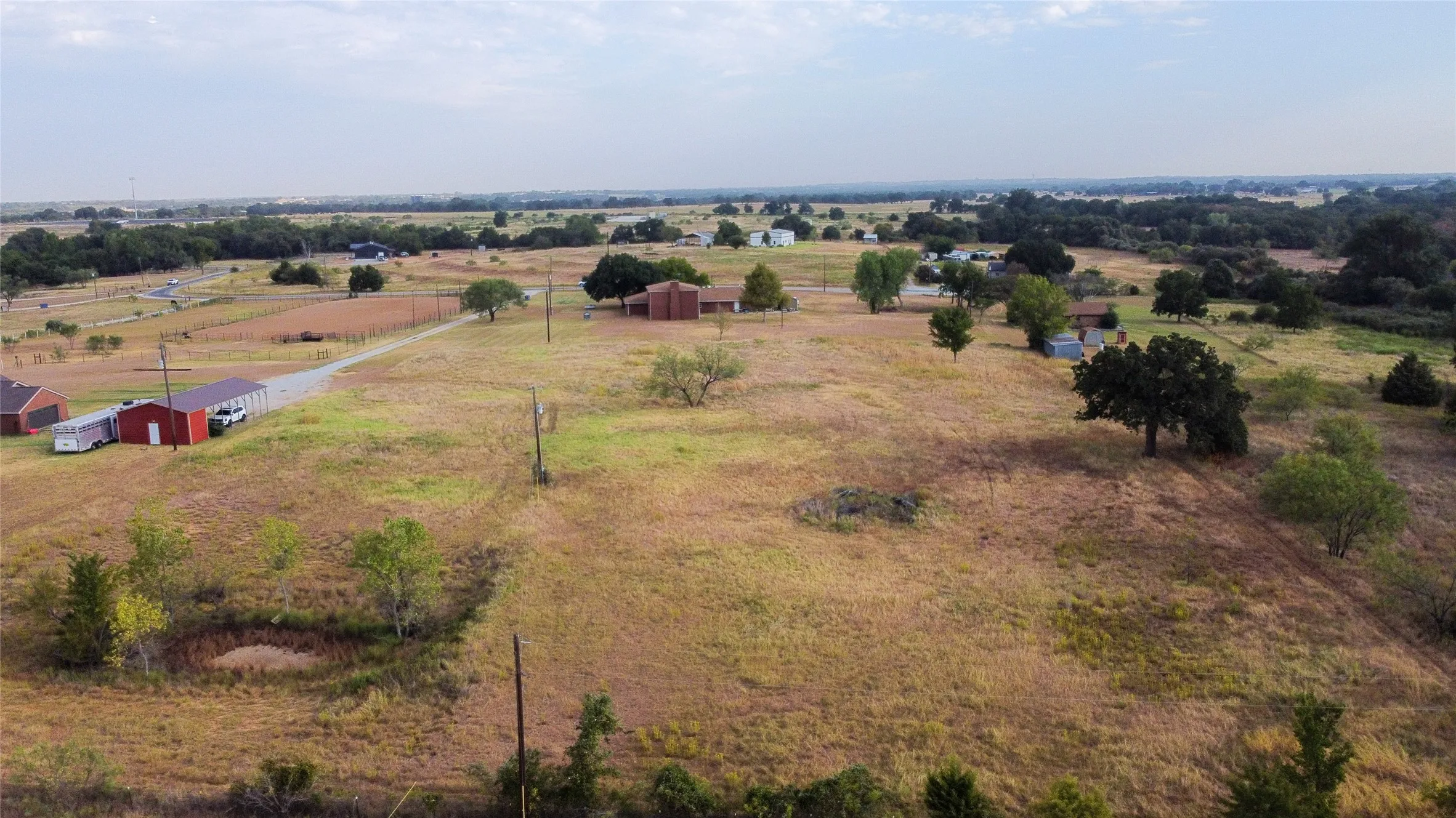 Single Family Residence For Sale in Wise County , 448 County Road 4287, Decatur, Texas 76234, 4 Bedroom, 2 Bathroom, 2 Garage spaces, 4,550 Sqft, built in 2000, mls#21315233, Real Estate Agent in Decatur, Homes For Sale in Wise county, Homes For Sale in Decatur, Realtor in Decatur Texas, Real Estate Brokerage Independent Realty Texas, Luminita Cordes Realtor