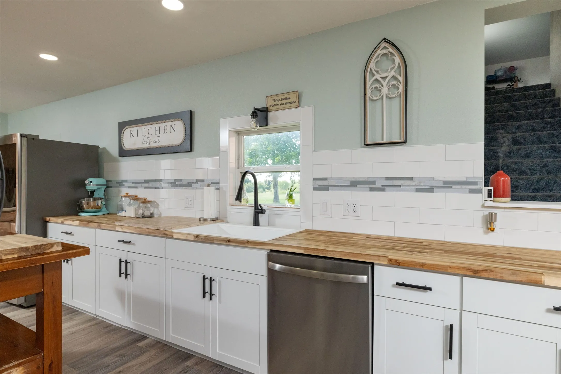 Single Family Residence For Sale in Wise County , 448 County Road 4287, Decatur, Texas 76234, 4 Bedroom, 2 Bathroom, 2 Garage spaces, 4,550 Sqft, built in 2000, mls#21315233, Real Estate Agent in Decatur, Homes For Sale in Wise county, Homes For Sale in Decatur, Realtor in Decatur Texas, Real Estate Brokerage Independent Realty Texas, Luminita Cordes Realtor