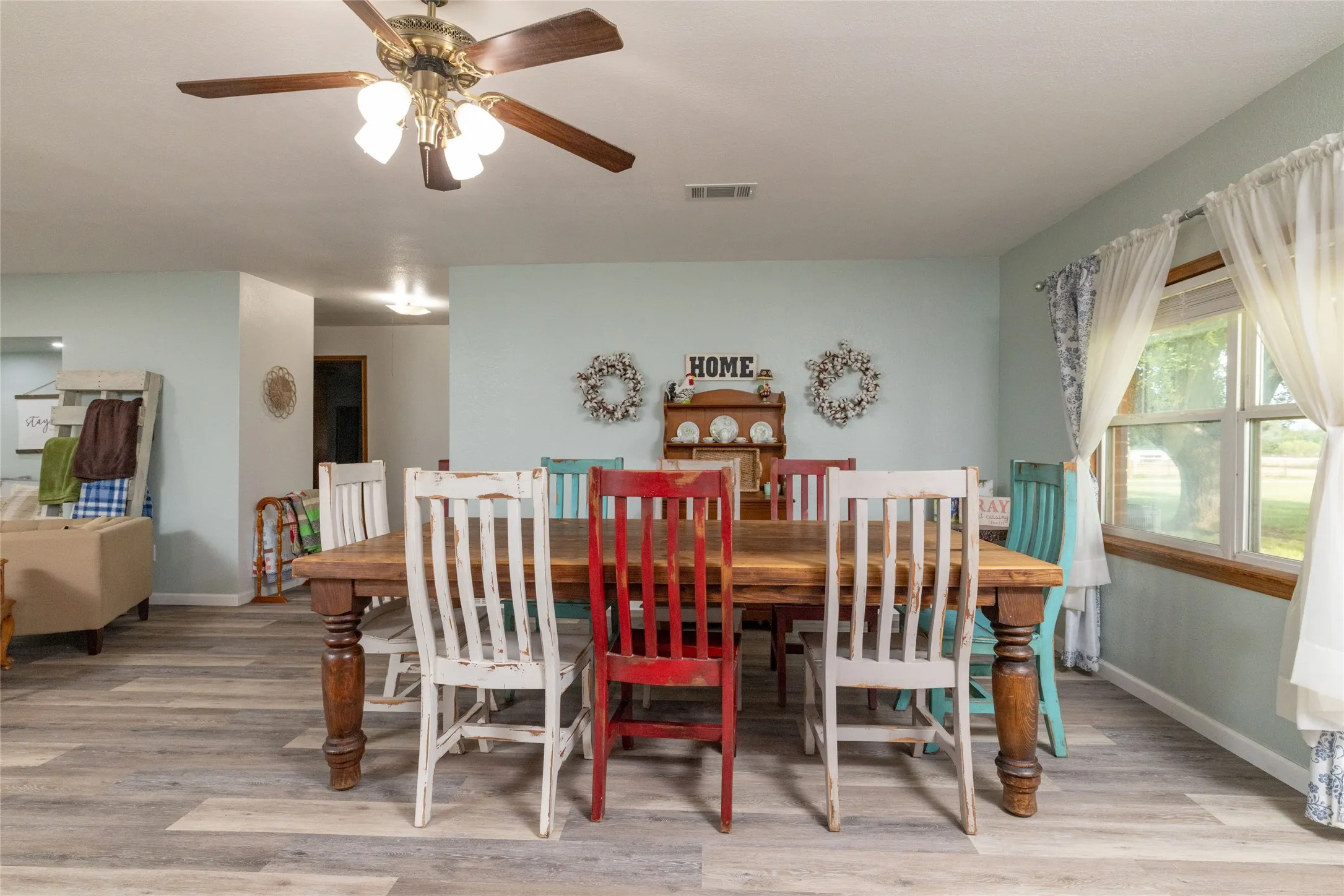 Single Family Residence For Sale in Wise County , 448 County Road 4287, Decatur, Texas 76234, 4 Bedroom, 2 Bathroom, 2 Garage spaces, 4,550 Sqft, built in 2000, mls#21315233, Real Estate Agent in Decatur, Homes For Sale in Wise county, Homes For Sale in Decatur, Realtor in Decatur Texas, Real Estate Brokerage Independent Realty Texas, Luminita Cordes Realtor