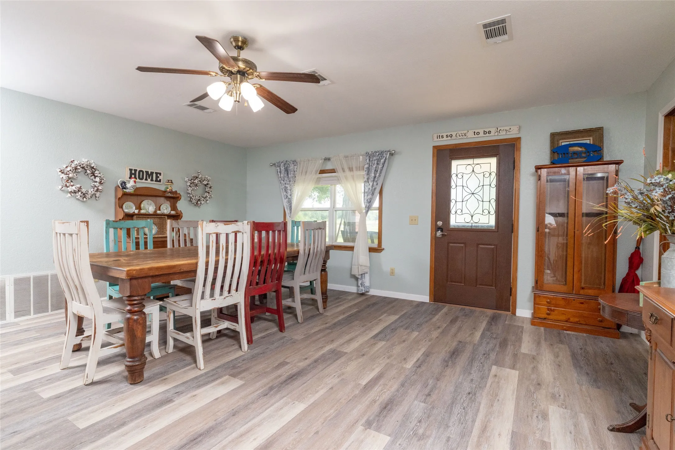 Single Family Residence For Sale in Wise County , 448 County Road 4287, Decatur, Texas 76234, 4 Bedroom, 2 Bathroom, 2 Garage spaces, 4,550 Sqft, built in 2000, mls#21315233, Real Estate Agent in Decatur, Homes For Sale in Wise county, Homes For Sale in Decatur, Realtor in Decatur Texas, Real Estate Brokerage Independent Realty Texas, Luminita Cordes Realtor