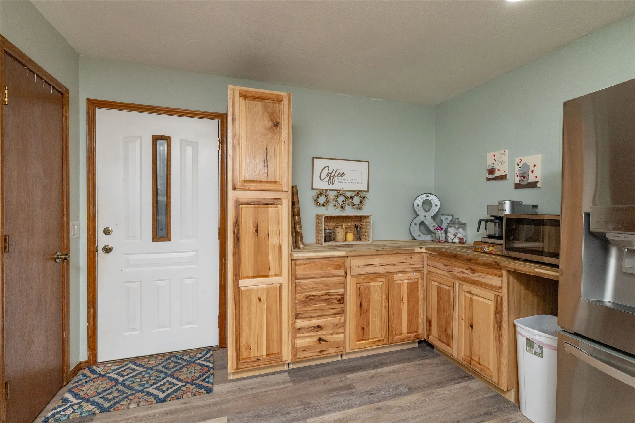 Single Family Residence For Sale in Wise County , 448 County Road 4287, Decatur, Texas 76234, 4 Bedroom, 2 Bathroom, 2 Garage spaces, 4,550 Sqft, built in 2000, mls#21315233, Real Estate Agent in Decatur, Homes For Sale in Wise county, Homes For Sale in Decatur, Realtor in Decatur Texas, Real Estate Brokerage Independent Realty Texas, Luminita Cordes Realtor