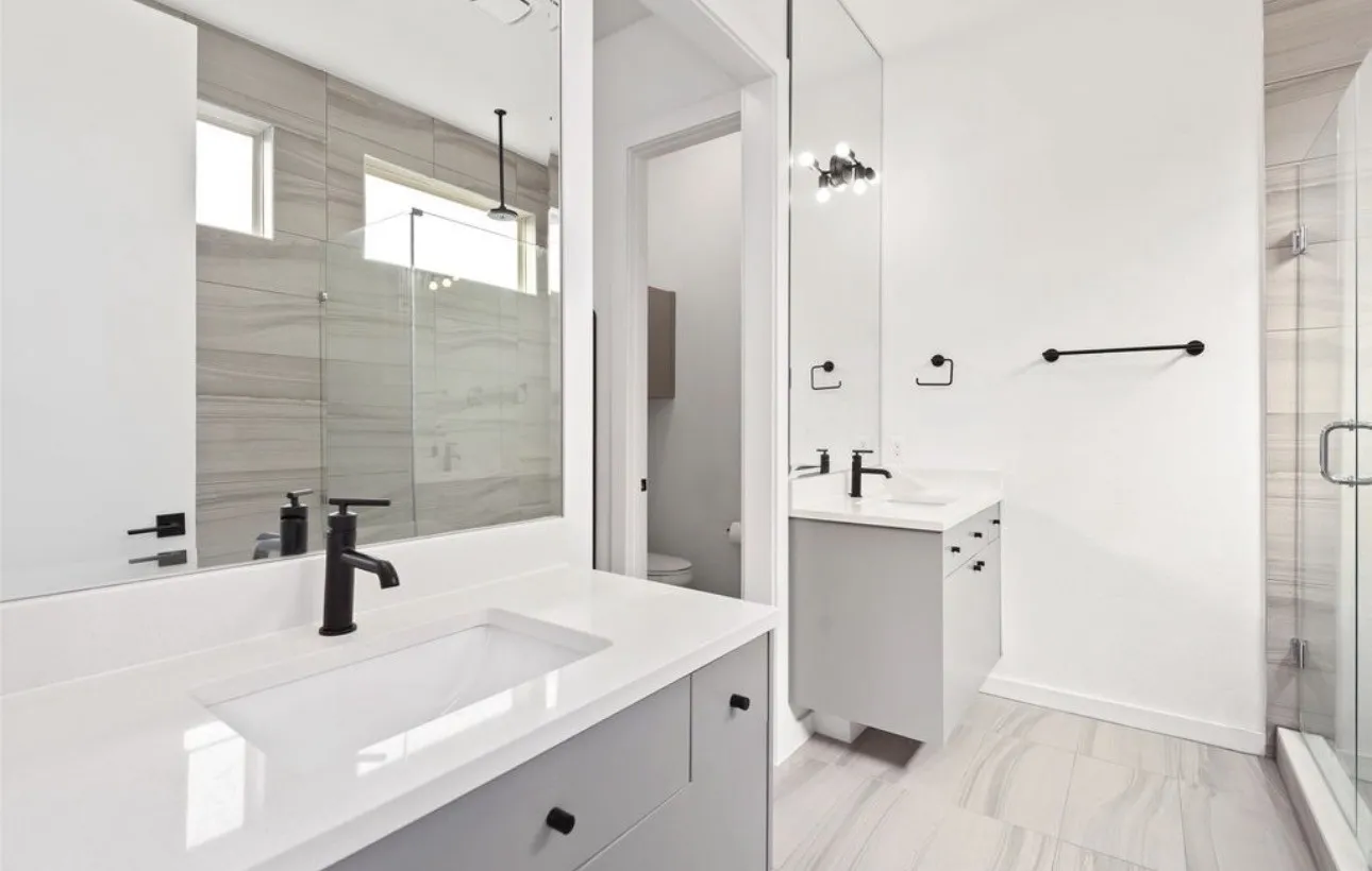 Condominium For Rent in Dallas County , 5015 Manett Street 106, Dallas, Texas 75206, 2 Bedroom, 3 Bathroom, 2 Garage spaces, 1,493 Sqft, built in 2017, mls#21313409, Real Estate Agent in Dallas, Homes For Rent in Dallas county, Homes For Rent in Dallas, Realtor in Dallas Texas, Real Estate Brokerage Independent Realty Texas, Luminita Cordes Realtor