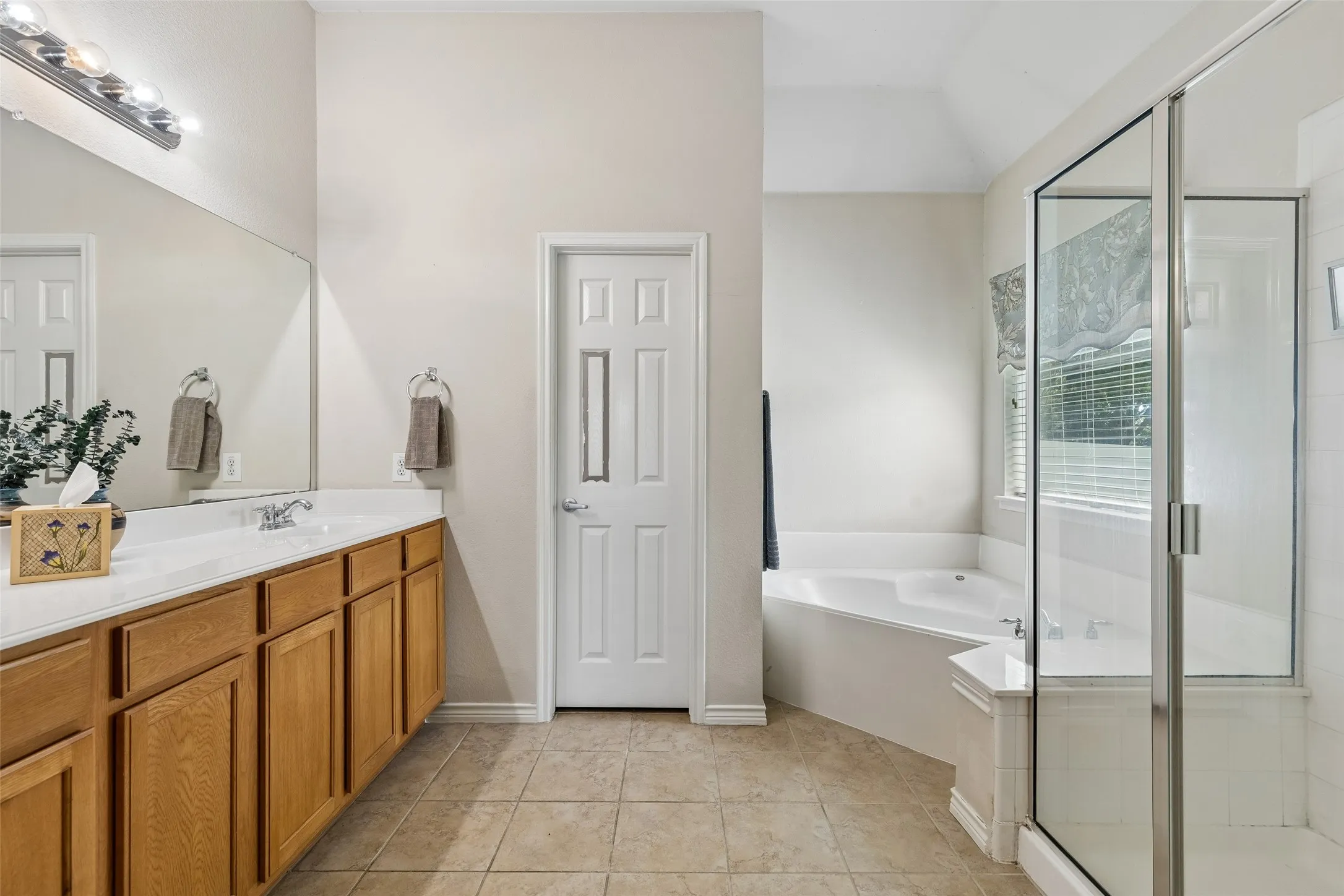 Primary bath
