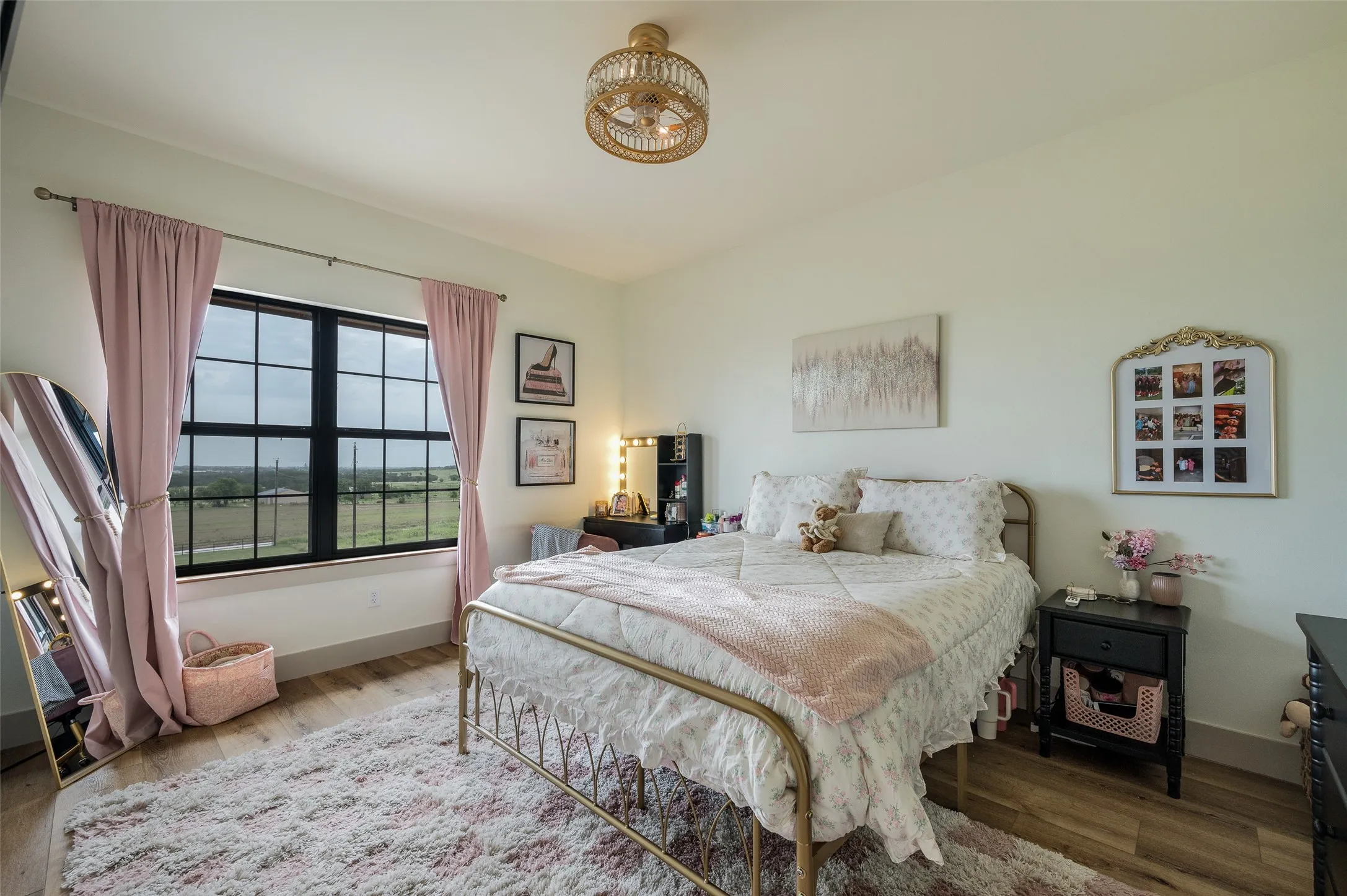 Single Family Residence For Sale in Cooke County , 249 County Road 359, Muenster, Texas 76252, 4 Bedroom, 4 Bathroom, 2 Garage spaces, 3,924 Sqft, built in 2023, mls#21314721, Real Estate Agent in Muenster, Homes For Sale in Cooke county, Homes For Sale in Muenster, Realtor in Muenster Texas, Real Estate Brokerage Independent Realty Texas, Luminita Cordes Realtor