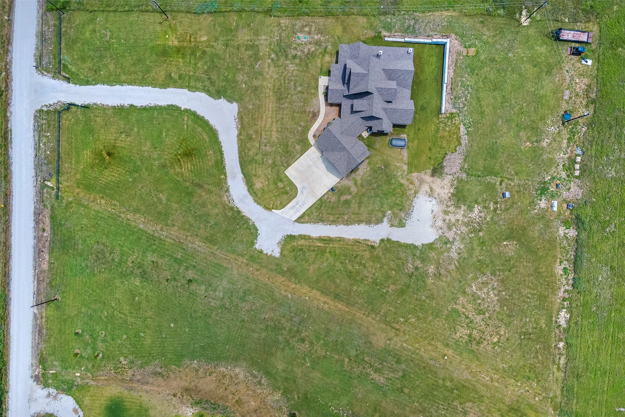 Single Family Residence For Sale in Cooke County , 249 County Road 359, Muenster, Texas 76252, 4 Bedroom, 4 Bathroom, 2 Garage spaces, 3,924 Sqft, built in 2023, mls#21314721, Real Estate Agent in Muenster, Homes For Sale in Cooke county, Homes For Sale in Muenster, Realtor in Muenster Texas, Real Estate Brokerage Independent Realty Texas, Luminita Cordes Realtor