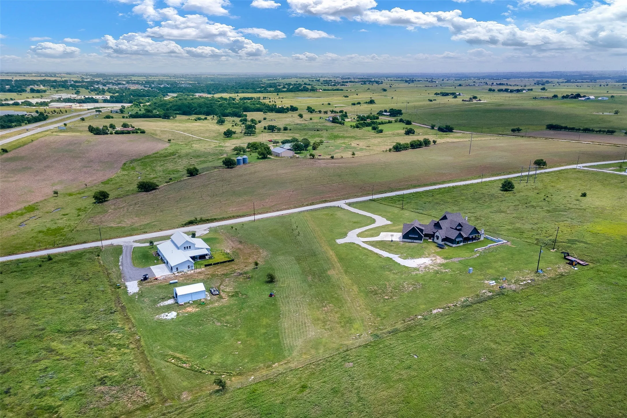 Single Family Residence For Sale in Cooke County , 249 County Road 359, Muenster, Texas 76252, 4 Bedroom, 4 Bathroom, 2 Garage spaces, 3,924 Sqft, built in 2023, mls#21314721, Real Estate Agent in Muenster, Homes For Sale in Cooke county, Homes For Sale in Muenster, Realtor in Muenster Texas, Real Estate Brokerage Independent Realty Texas, Luminita Cordes Realtor