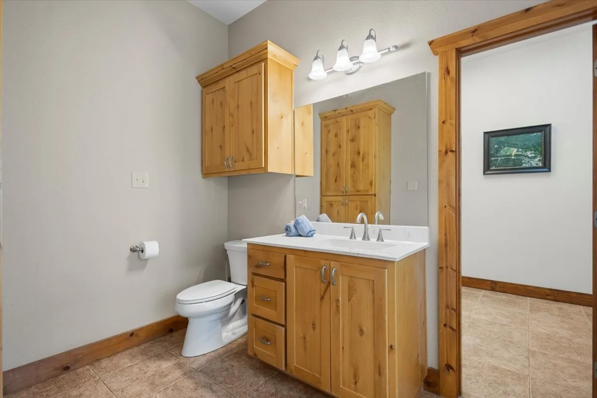 Single Family Residence For Sale in Smith County , 18598 FM 1804, Lindale, Texas 75771, 4 Bedroom, 3 Bathroom, 2 Garage spaces, 2,942 Sqft, built in 2011, mls#21315245, Real Estate Agent in Lindale, Homes For Sale in Smith county, Homes For Sale in Lindale, Realtor in Lindale Texas, Real Estate Brokerage Independent Realty Texas, Luminita Cordes Realtor