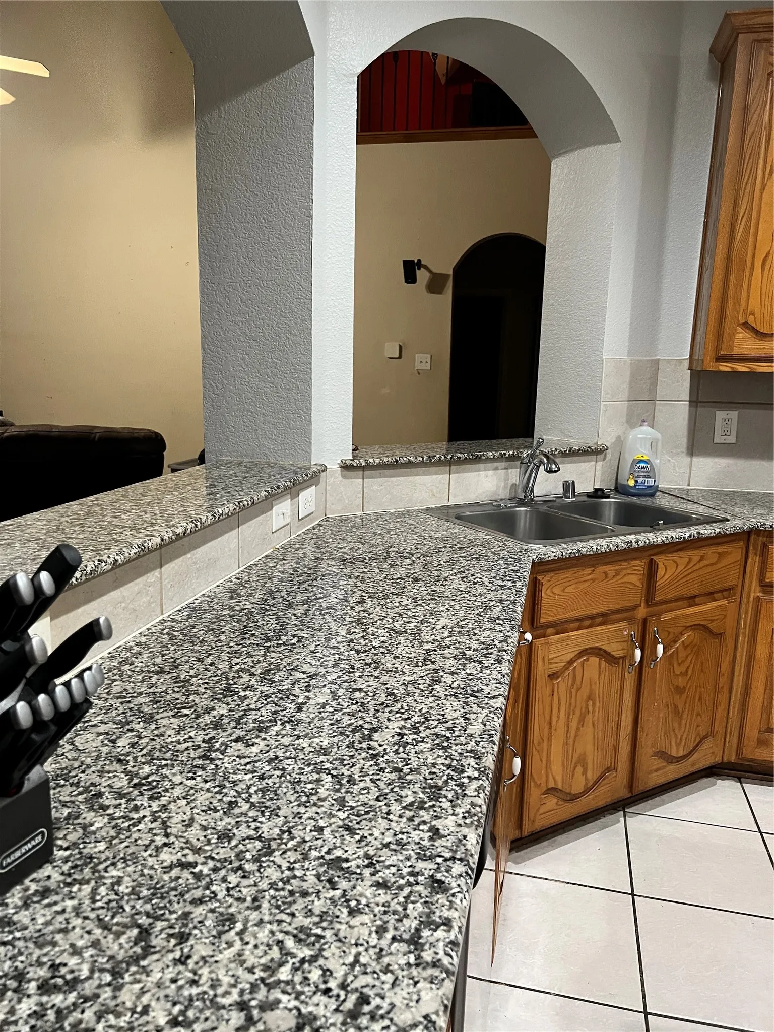 Single Family Residence For Sale in Dallas County , 2000 Peck Street, Glenn Heights, Texas 75154, 5 Bedroom, 4 Bathroom, 2 Garage spaces, 4,008 Sqft, built in 2006, mls#21301916, Real Estate Agent in Glenn Heights, Homes For Sale in Dallas county, Homes For Sale in Glenn Heights, Realtor in Glenn Heights Texas, Real Estate Brokerage Independent Realty Texas, Luminita Cordes Realtor