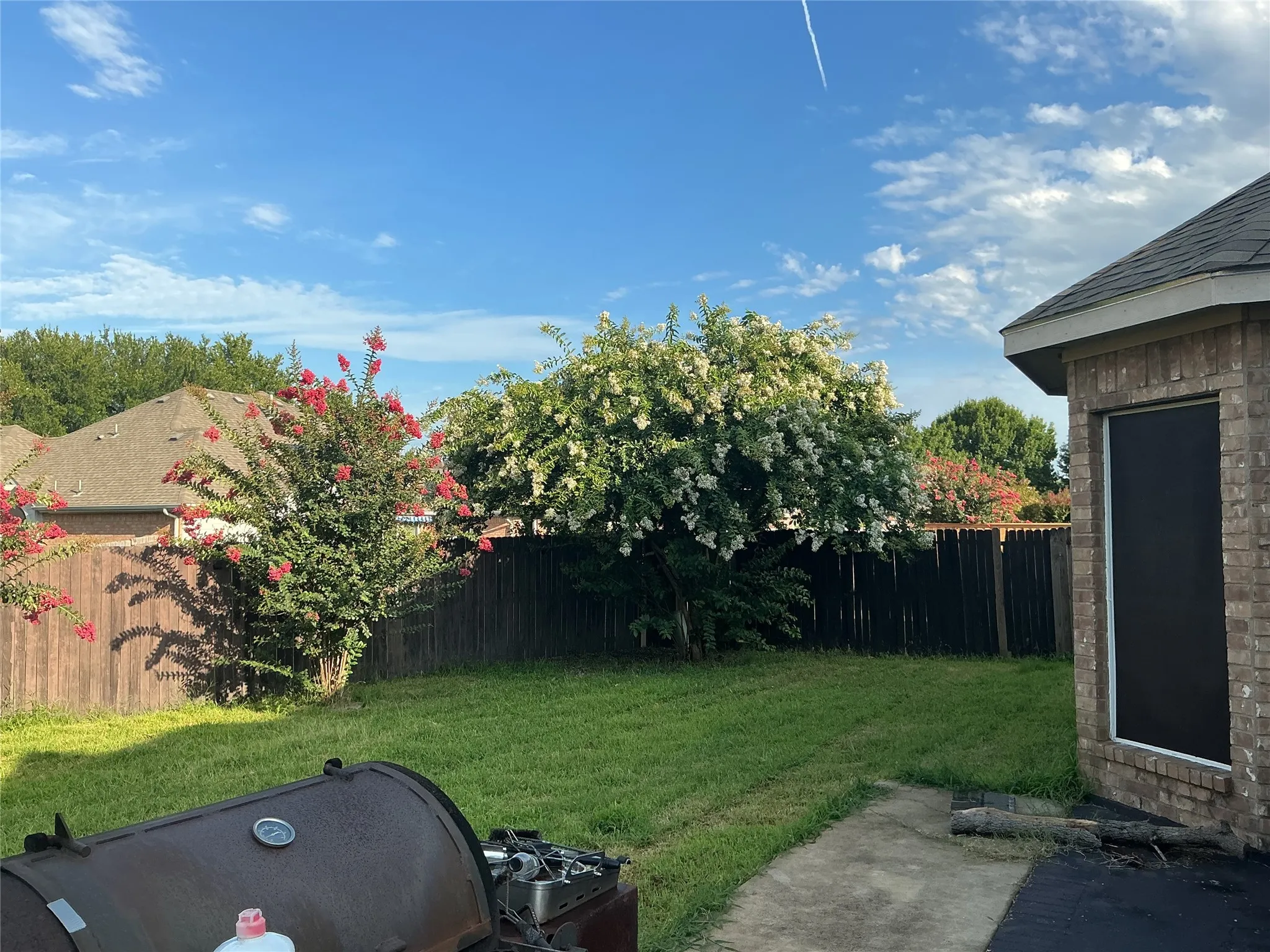 Single Family Residence For Sale in Dallas County , 2000 Peck Street, Glenn Heights, Texas 75154, 5 Bedroom, 4 Bathroom, 2 Garage spaces, 4,008 Sqft, built in 2006, mls#21301916, Real Estate Agent in Glenn Heights, Homes For Sale in Dallas county, Homes For Sale in Glenn Heights, Realtor in Glenn Heights Texas, Real Estate Brokerage Independent Realty Texas, Luminita Cordes Realtor
